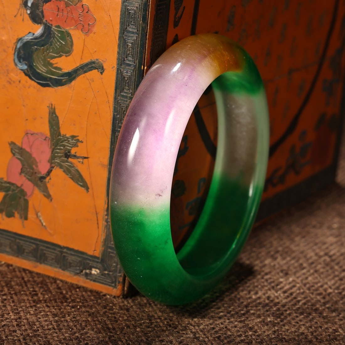 An Exquisite Jadeite Bracelets - 7