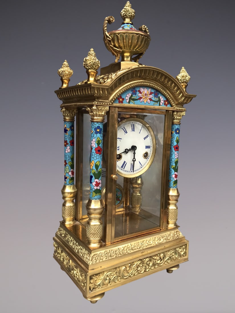 An Exquisite Gilt Bronze Lotus Pattern Clock - 2