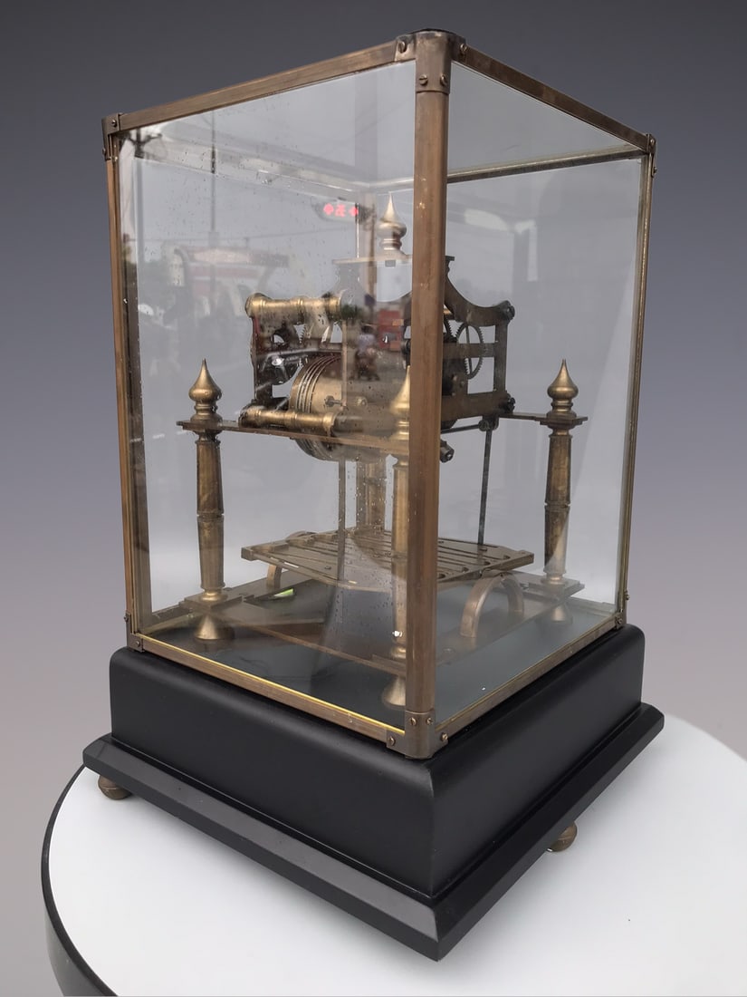 An Exquisite Bronze Clock - 5