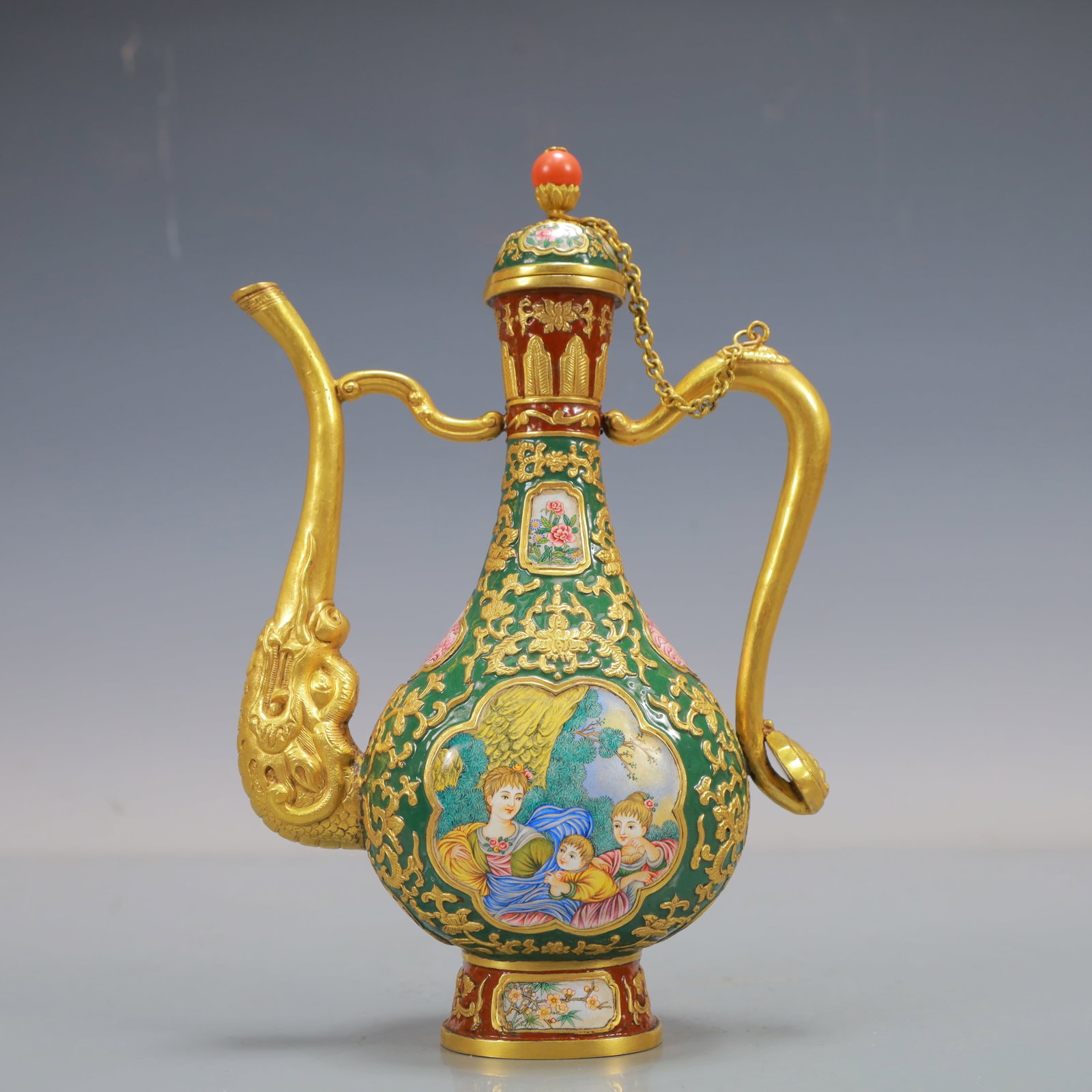 A Exquisite Coppery Enamel Lotus Pattern Flower Pattern Character and Story Pattern Ewer: A Exquisite Coppery Enamel Lotus Pattern Flower Pattern Character and Story Pattern Ewer Qing Dynasty, China Qianlong Six-character Mark Size:15cmx7cmx22cm Weight:450g (The Dimensions Of All Batches A