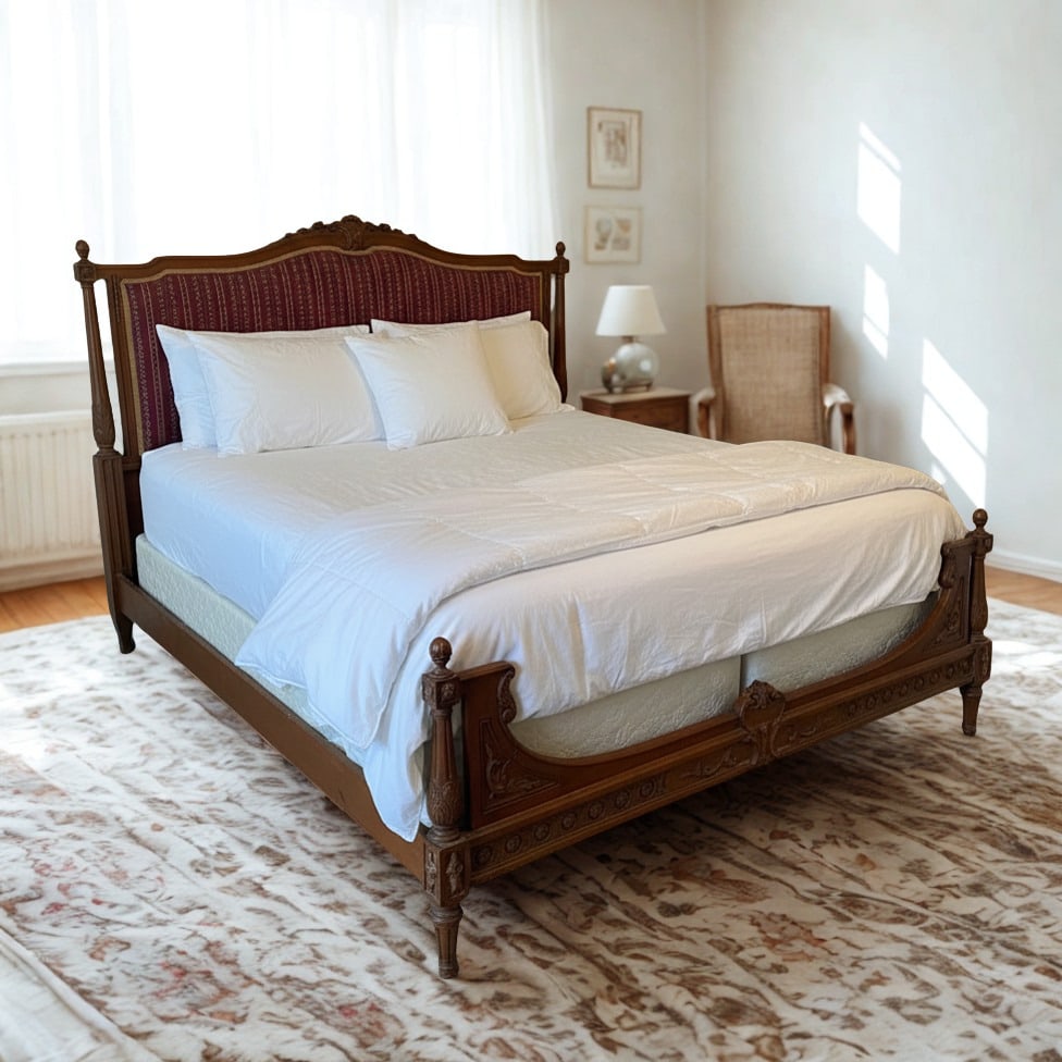 Victorian-style carved oak full-size bed headboard and Footboard (1 of 10)