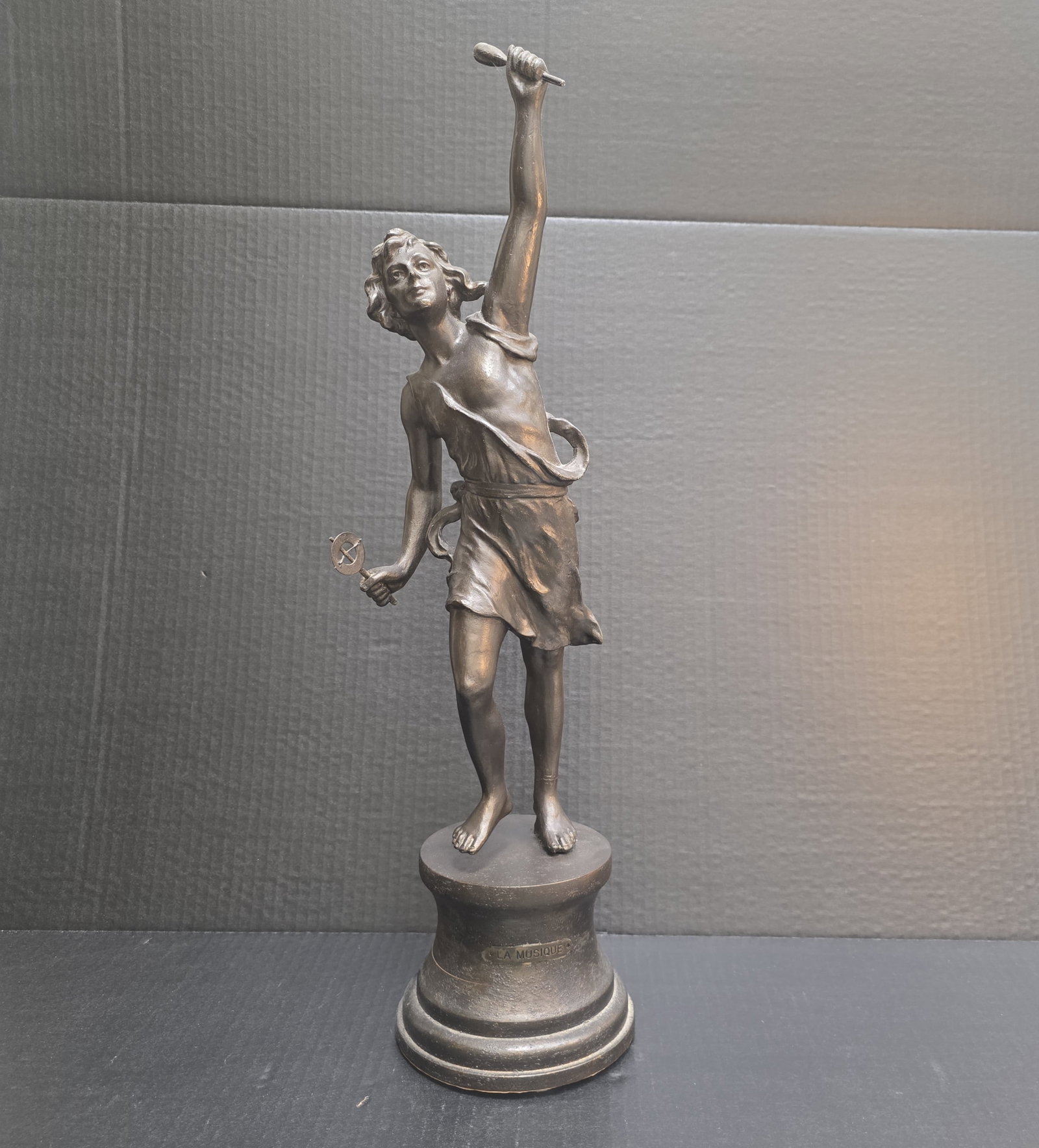 Tall 26" Male La Musique Statue (1 of 9)