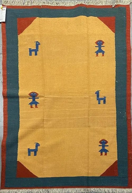 One Of The Kind Persian Shiraz Kilim 4'2" x 6'3": Lifetime Exchange Guarantee. The client is responsible for all shipping costs. Please call us for additional pictures and information. ABC Rugs Kilims Collection Persian Shiraz Traditional Style Hand-