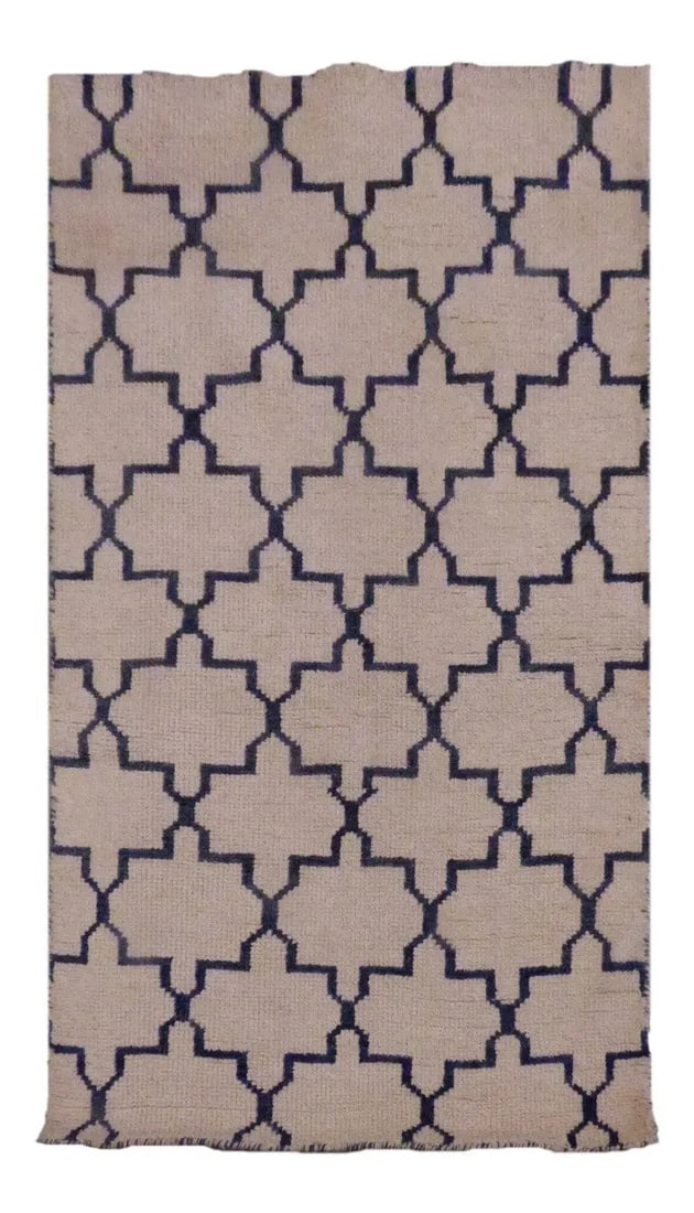 One Of The Kind Indian Modern Design Rug 5'3" X 3'5": ABC Rugs Kilims Collection Indian Modern Hand-Knotted Rug Made With Natural Wool & Cotton 5'3 X 3'5 (Abc0) (Beige, Blue) Hand knotted and meticulously crafted by Indian artisans, this stunning Ind