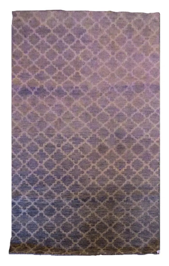 One Of The Kind Indian Modern Design Rug 8' X 5': ABC Rugs Kilims Collection Indian Hand-Knotted Rug Made With Natural Wool & Cotton 8' X 5' (Abc3120) (Gray) Hand knotted and meticulously crafted by Indian artisans, this stunning Indian Hand Knot