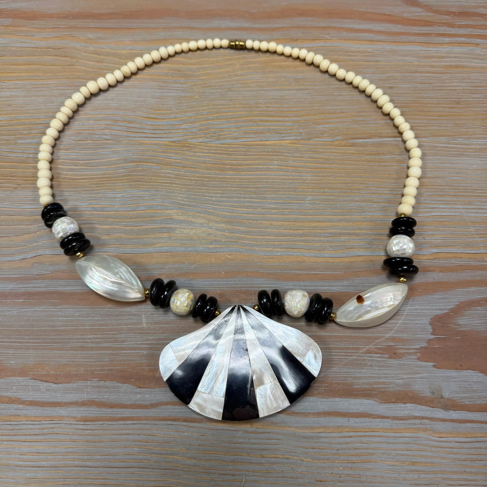 Scalloped Shell & Resin Necklace 18" Length, HD43 (1 of 1)