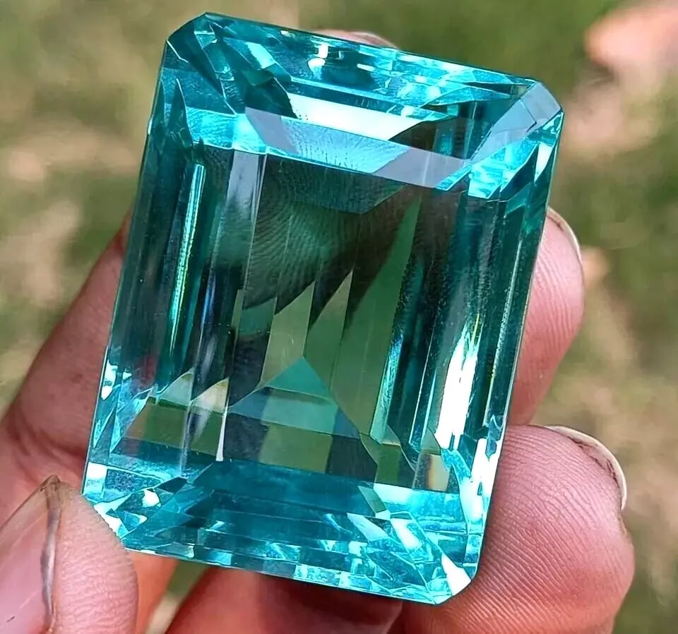 AAA+ Quality Certified Natural Brazilian 250 Ct Sky Blue Emerald Cut Topaz Loose Gemstone, Gem220: AAA+ Quality Certified Natural Brazilian 250 Ct Sky Blue Emerald Cut Topaz Loose Gemstone ABC Rugs, Kilims & Jewelry provides internationally certified pieces, including certifications from IGI, G