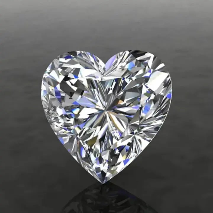 VVS1- D Heart Shaped Dimond Moissanite With GRA Certificate 8mm - 2 Carat (1 of 1)