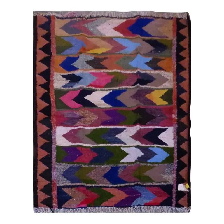 One Of The Kind Sanandaj Vintage Authentic Hand-Knotted Kilim 5'1" X 4'9": ABC Rugs Kilims Collection Sanandaj Vintage Hand-Knotted Kilim Made With Natural Wool And Cotton 157 X 147Cm (Abc1603) (Multi Color) Hand knotted and meticulously crafted by Sanandaj artisans, this st