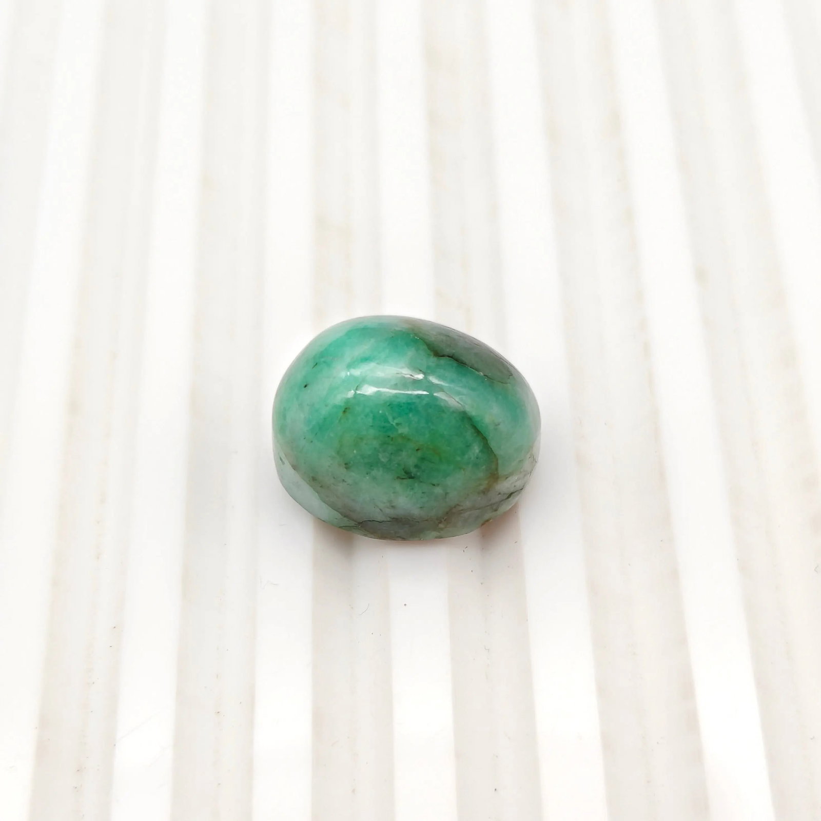 Exceptional Quality OVAL CABOCHON EMERALD, GREEN COLORED, INDIAN GEMSTONE, WEIGHT 19 CTS: ABC Rugs, Kilims & Jewelry offers internationally certified and verified pieces, with documentation provided by trusted gemological institutions, manufacturers, and industry professionals. At ABC