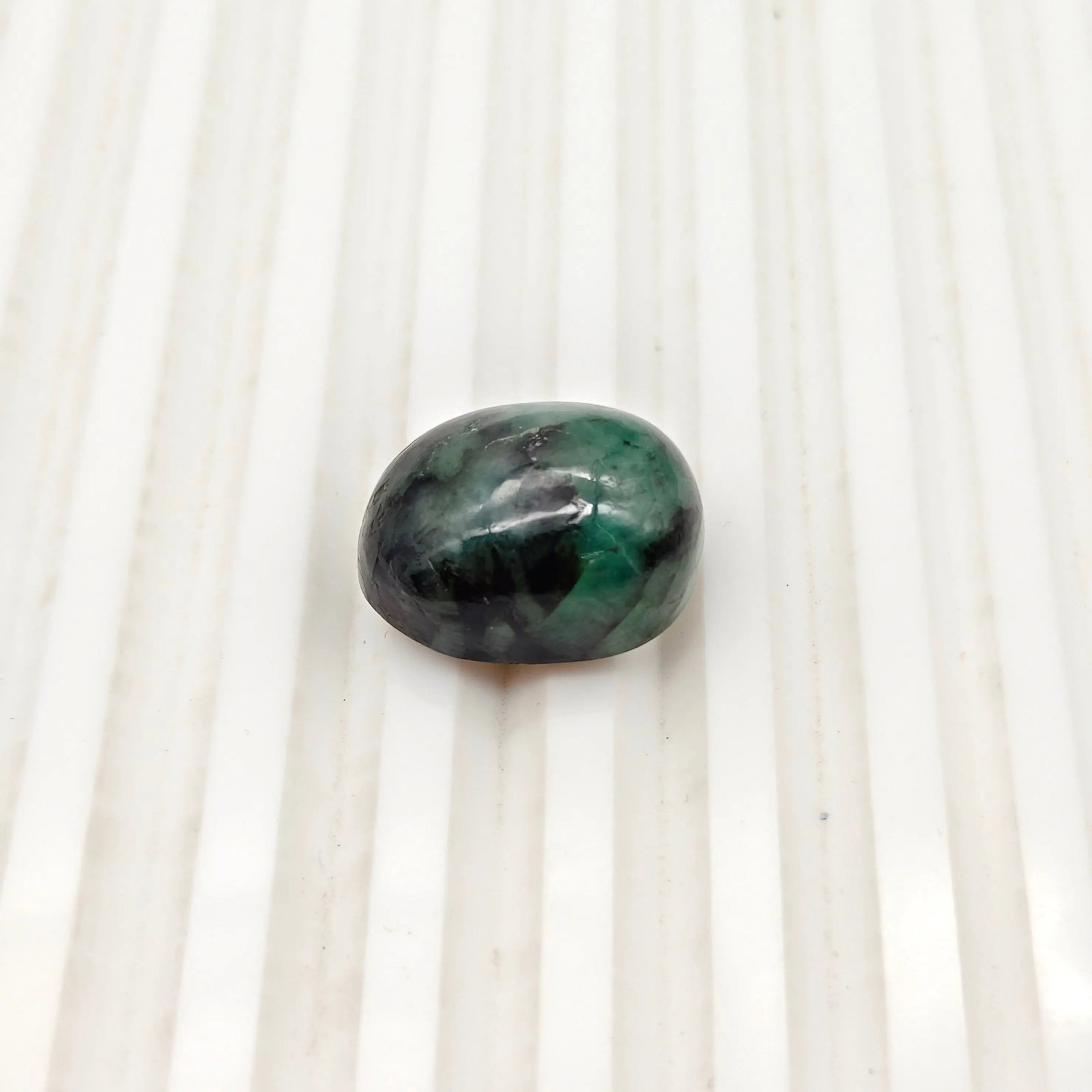 Exceptional Quality OVAL CABOCHON EMERALD, GREEN COLORED, INDIAN GEMSTONE, WEIGHT 18.6 CTS: ABC Rugs, Kilims & Jewelry offers internationally certified and verified pieces, with documentation provided by trusted gemological institutions, manufacturers, and industry professionals. At ABC