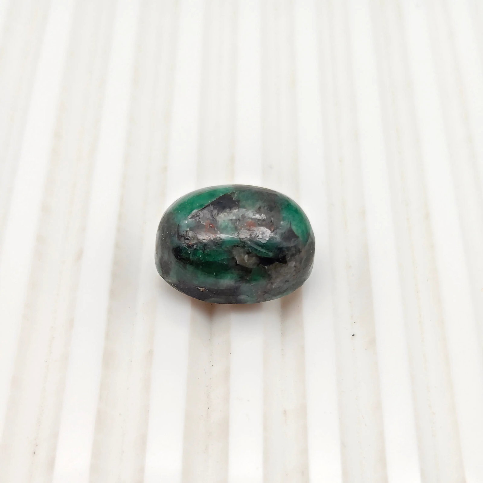 Exceptional Quality OVAL CABOCHON EMERALD, GREEN COLORED, INDIAN GEMSTONE, WEIGHT 23.35 CTS: ABC Rugs, Kilims & Jewelry offers internationally certified and verified pieces, with documentation provided by trusted gemological institutions, manufacturers, and industry professionals. At ABC