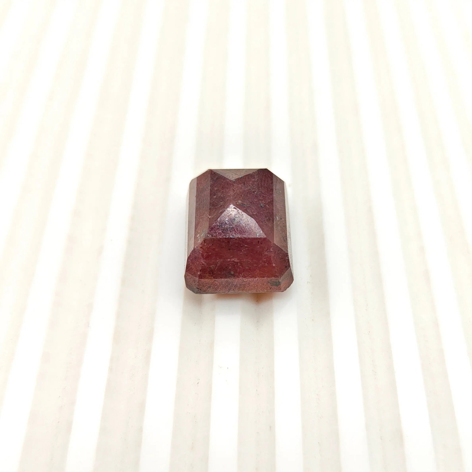 Exceptional Quality SQUARE MIXED RUBY, RED COLORED, INDIAN GEMSTONE, WEIGHT 49.1 CTS: ABC Rugs, Kilims & Jewelry offers internationally certified and verified pieces, with documentation provided by trusted gemological institutions, manufacturers, and industry professionals. At ABC 