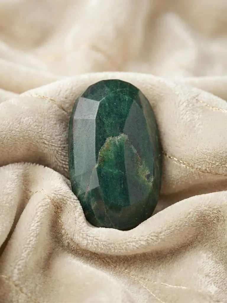 Exceptional Quality Green Aventurine, Oval Mixed Shaped, Green Colored, 201.00gms. 10.6x6.9x3.9mm: ABC Rugs, Kilims & Jewelry offers internationally certified and verified pieces, with documentation provided by trusted gemological institutions, manufacturers, and industry professionals. At ABC 