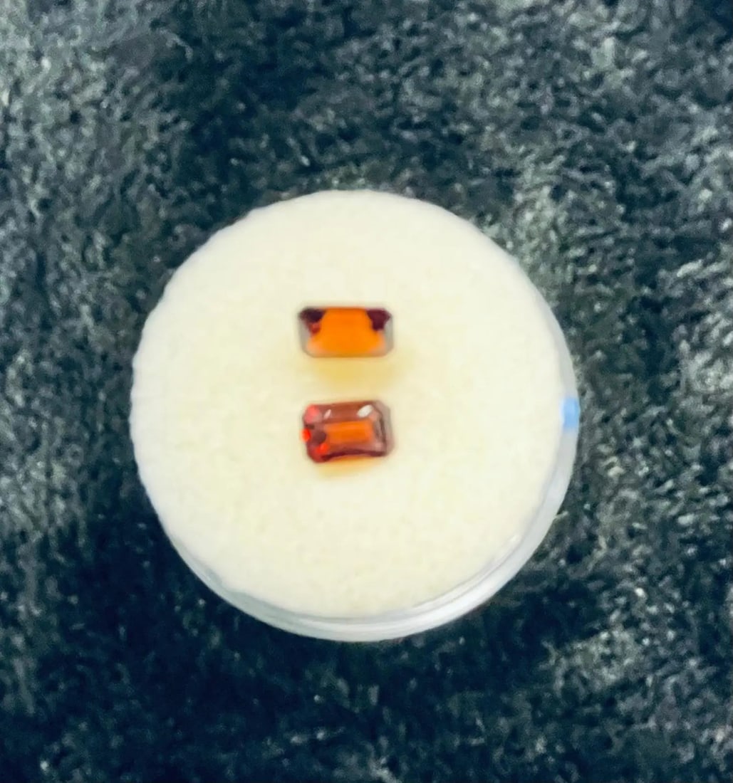 Exceptional Quality 2 Pieces Brazilian GRANET Emerald Shaped Gemstone, Weight: 1.35 ct, Size 6x9,: ABC Rugs, Kilims & Jewelry offers internationally certified and verified pieces, with documentation provided by trusted gemological institutions, manufacturers, and industry professionals. At ABC 