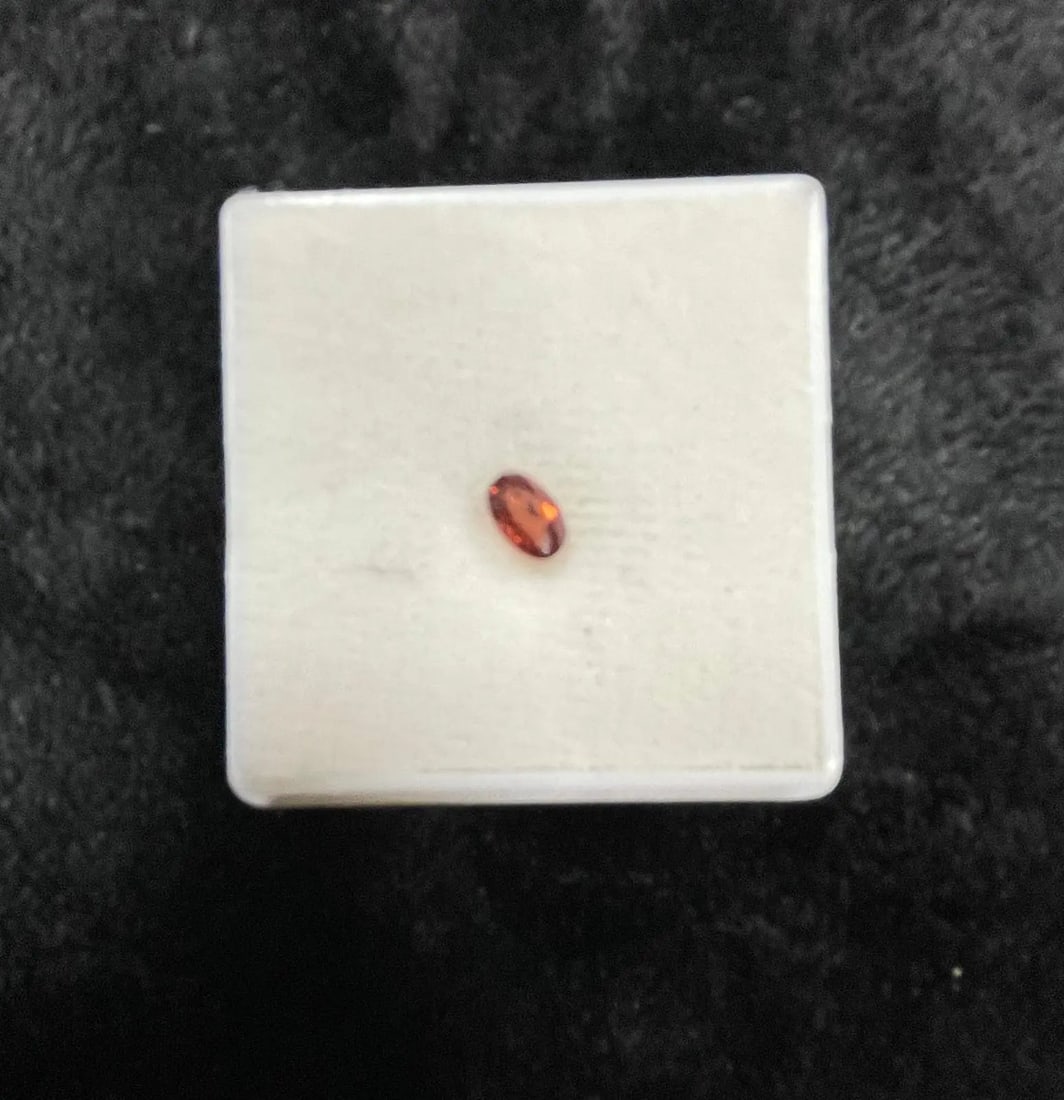 Exceptional Quality 1 Piece Brazilian GRANET Oval Shaped Gemstone, Weight: 0.6 ct, Size 6x4, Gem22: ABC Rugs, Kilims & Jewelry offers internationally certified and verified pieces, with documentation provided by trusted gemological institutions, manufacturers, and industry professionals. At ABC 