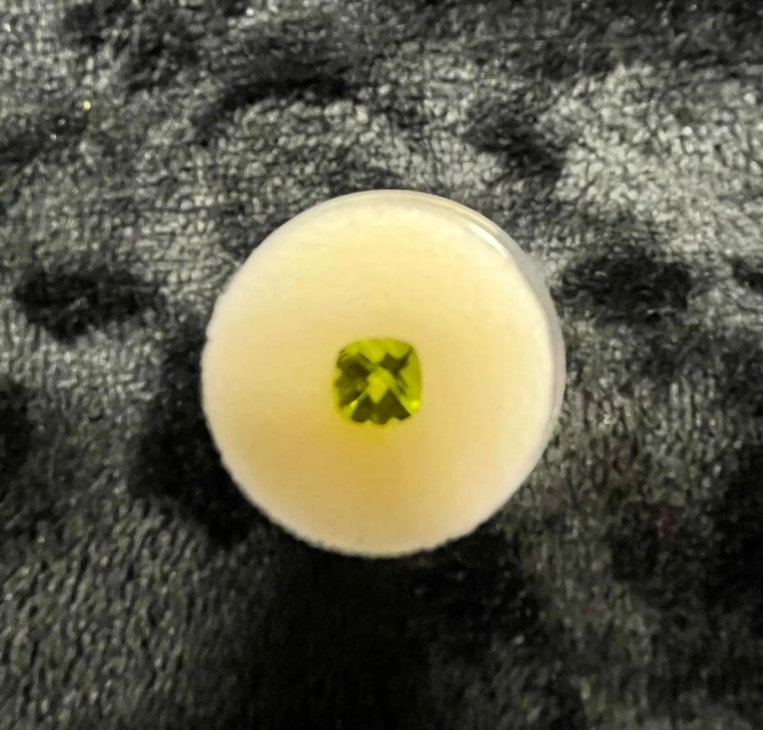 Exceptional Quality 1 Piece Brazilian Lime Green Garnet Square Cushion Cut Shaped Gemstone, Weight:: ABC Rugs, Kilims & Jewelry offers internationally certified and verified pieces, with documentation provided by trusted gemological institutions, manufacturers, and industry professionals. At ABC 