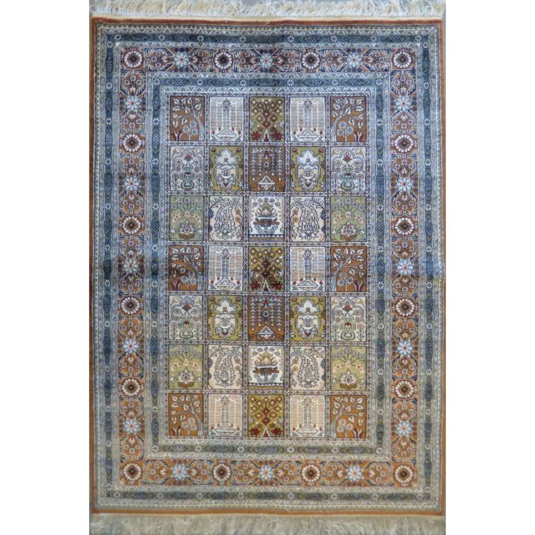 One Of The Kind Hand Made Turkish Silk design rugs size 6' x 4' Abc-Silk-TK001: Hand Made Turkish Silk design rugs size 6' x 4' Abc-Silk-TK001 Turkish Silk rugs are among the rugs with the most diversity, both with respect to the type of weave, quality and density of knots, varia