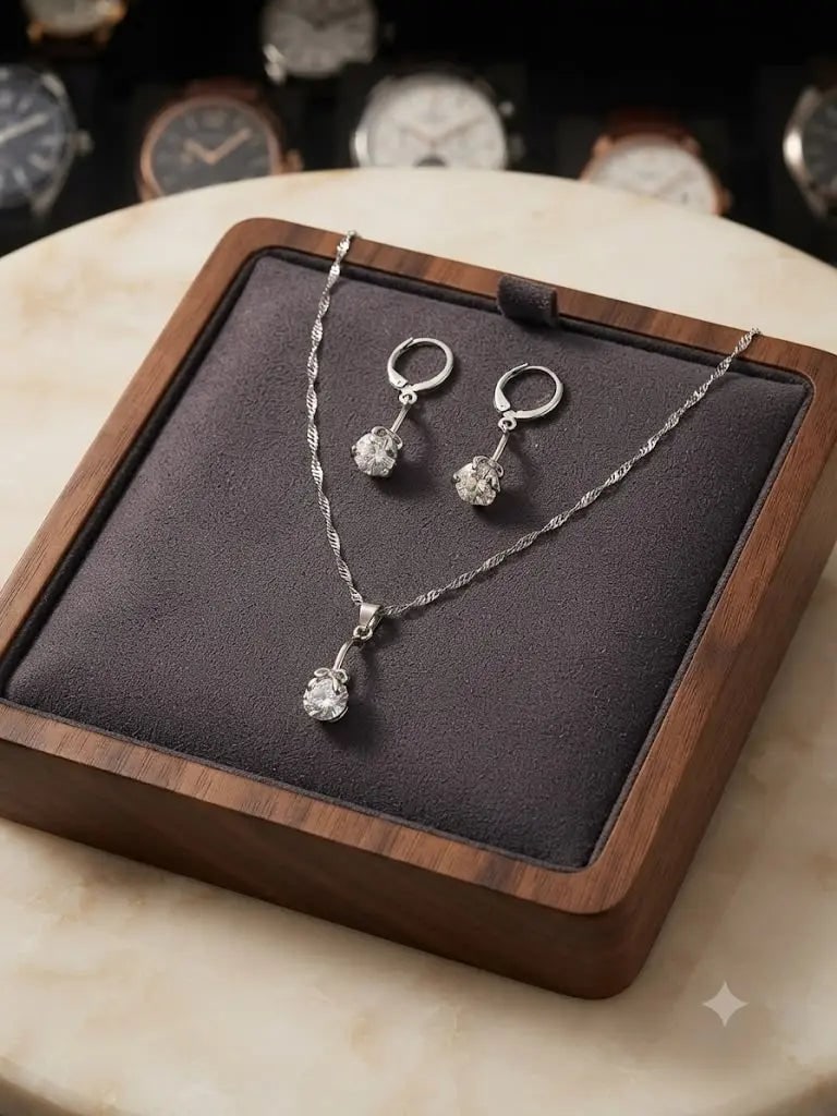 Exceptional Quality Sterling Silver-925, Gem zirconia, Including chain 50cm, Weight 6.1 grams, ABC-: AAA+ Certified, Quality Sterling Silver-925, Gem zirconia, Including chain 50cm, Weight 6.1 grams, ABC- T03901 Registered GIA Client for Natural Diamonds & Gemstones in the USA. Certificates of Authen