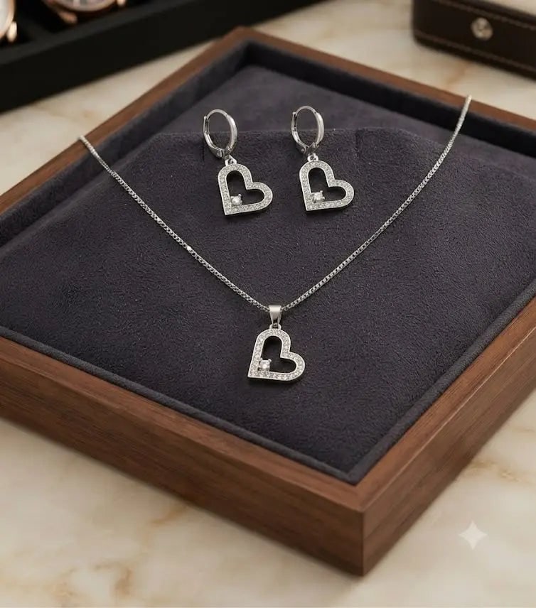 Exceptional Quality Sterling Silver-925, Gem zirconia, Including chain 50cm, Weight 4.9 grams, ABC-: AAA+ Certified, Quality Sterling Silver-925, Gem zirconia, Including chain 50cm, Weight 4.9 grams, ABC- S60101 Registered GIA Client for Natural Diamonds & Gemstones in the USA. Certificates of Authen