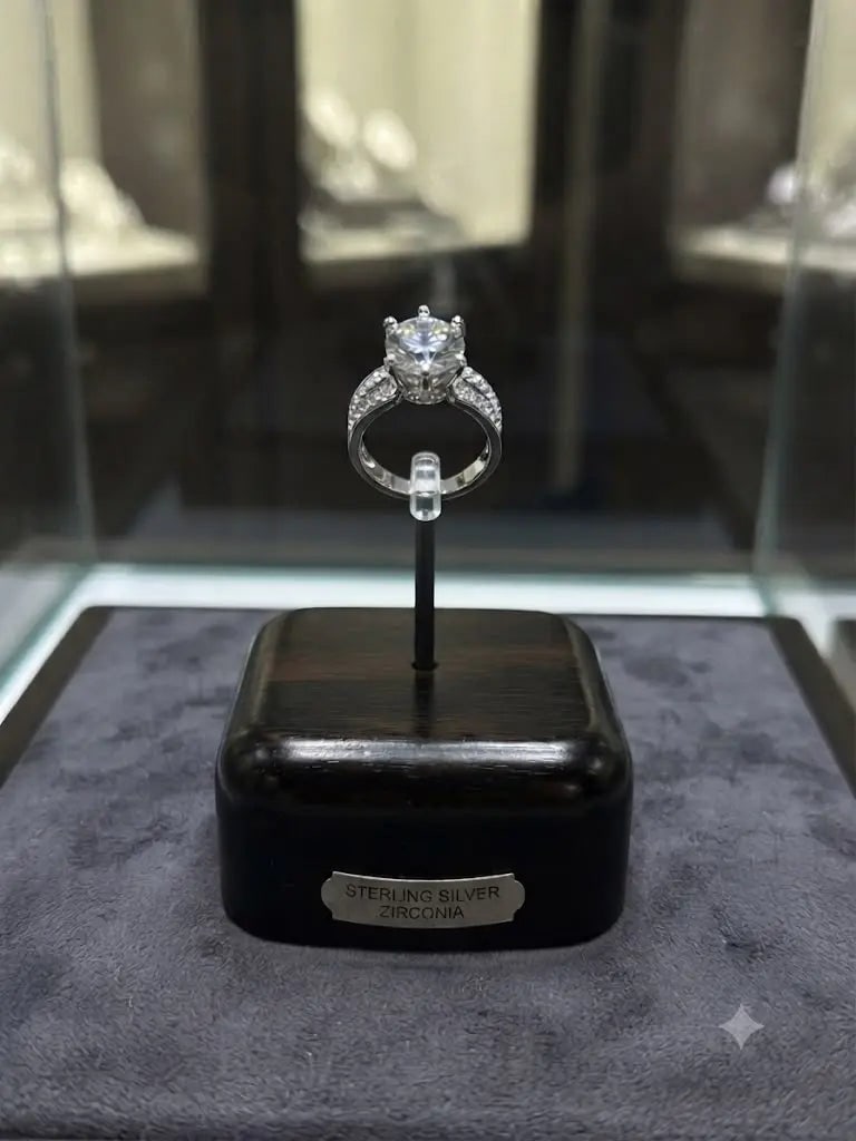 Exceptional Quality S. Silver-925, Gem White Zircon, Size 7, Weight 5.1gm, ABC-RS5100-7