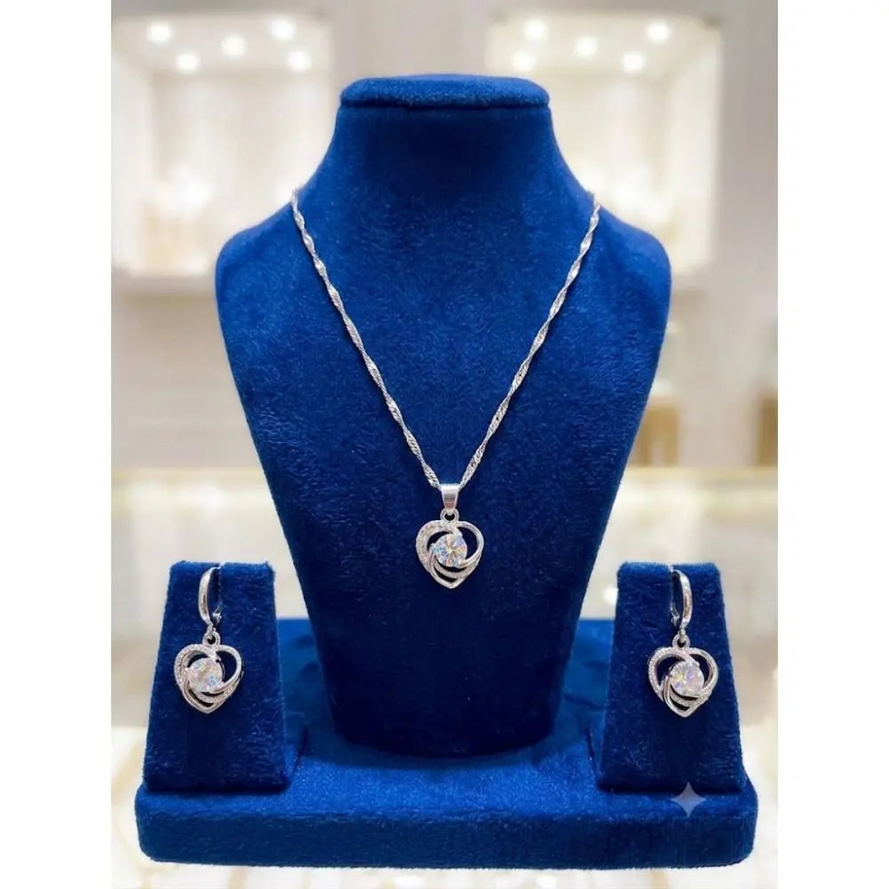 Exceptional Quality Silver - 925, Chain Size22.Cm., Gem Fashion, Weight 7.9 grams., ABC-S201 (set of: AAA+ Certified, Quality Silver - 925, Chain Size22.Cm., Gem Fashion, Weight 7.9 grams., ABC-S201 (set of 4 pieces) We can arrange GIA certification and verification for vintage jewelry, diamonds, and 