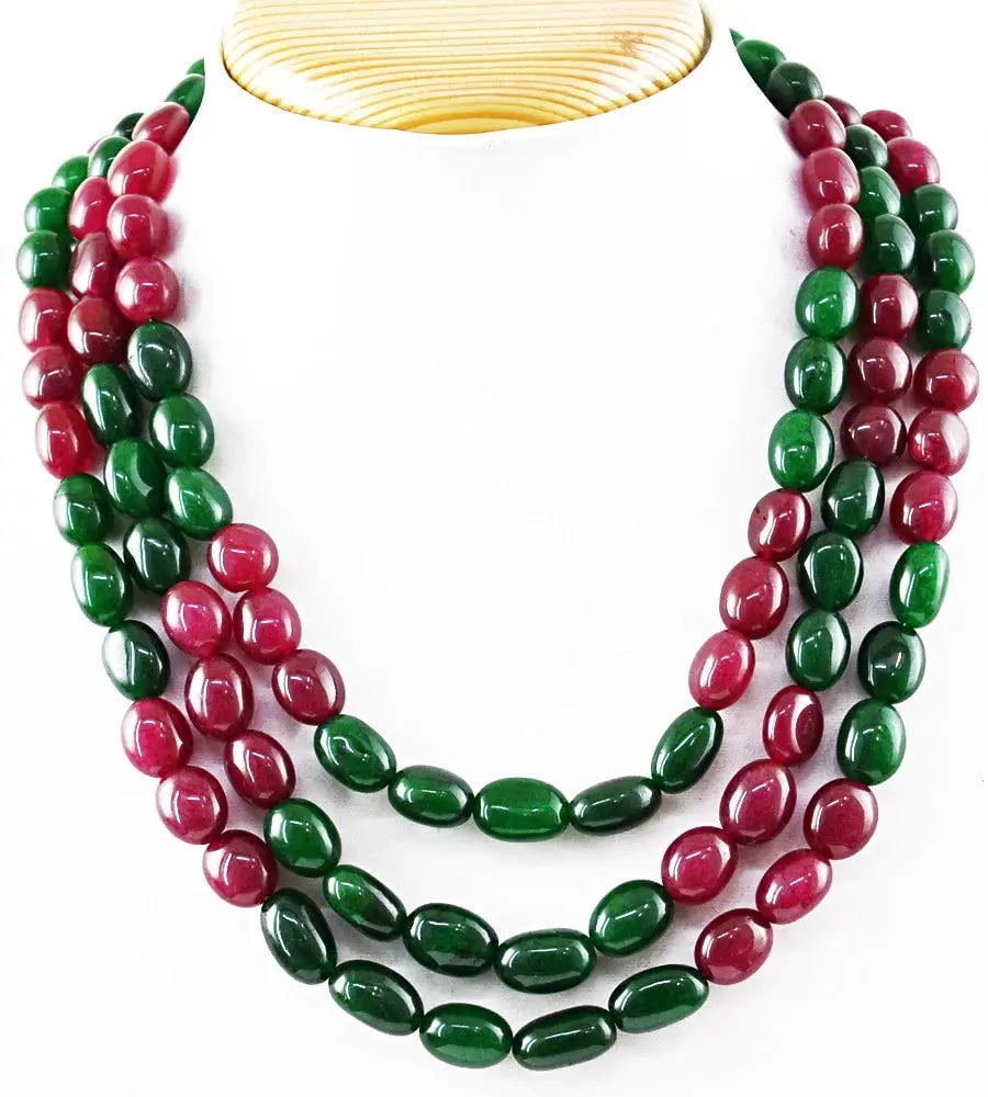 Exceptional Quality 775.50 Cts Earth Mined Enhanced Emerald & Red Ruby Oval Beads Necklace: Our gemstones are organic, natural stones suitable for investment, collectors, and fine jewelry, each accompanied by an authentic certification. Our 925 silver pieces are rhodium-plated and finished w