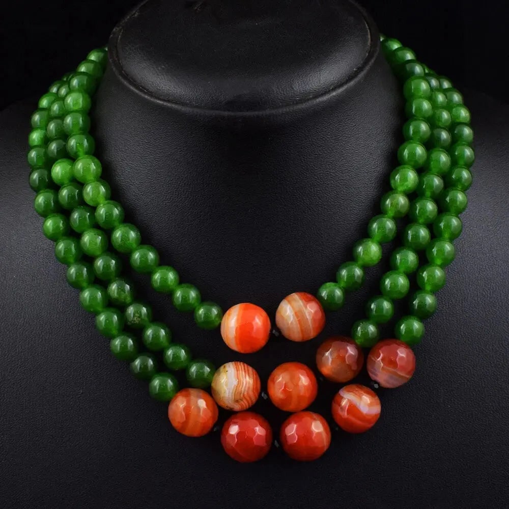Exceptional Quality 784 Cts 3 Strand Jade & Onyx Round Shape Beads Womens Necklace: Our gemstones are organic, natural stones suitable for investment, collectors, and fine jewelry, each accompanied by an authentic certification. Our 925 silver pieces are rhodium-plated and finished w