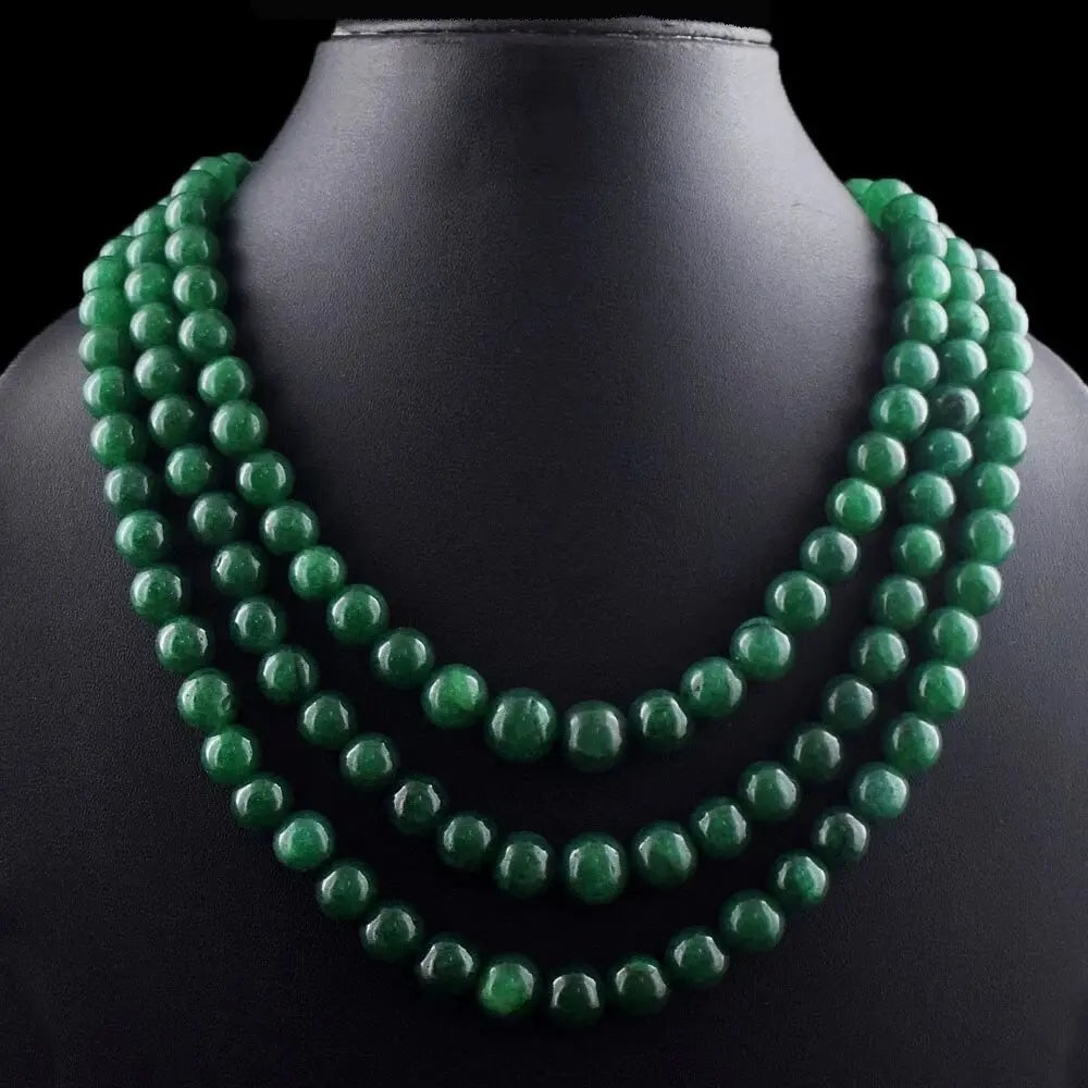 Exceptional Quality 3 Strand Women's Green Emerald 900.00 Cts Beautiful Necklace Jewelery: Our gemstones are organic, natural stones suitable for investment, collectors, and fine jewelry, each accompanied by an authentic certification. Our 925 silver pieces are rhodium-plated and finished w