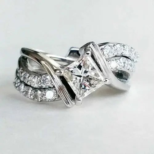 Exceptional Quality Fashion 925 Silver Wedding Ring Women Jewelry Simulate White Sapphire Rings 6: Our gemstones are organic, natural stones suitable for investment, collectors, and fine jewelry, each accompanied by an authentic certification. Our 925 silver pieces are rhodium-plated and finished w