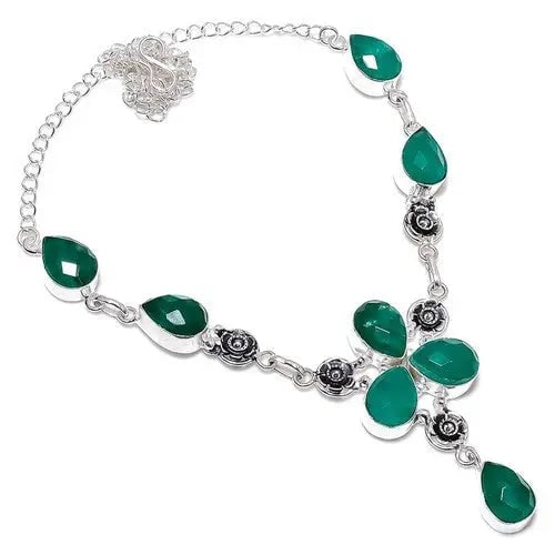 Exceptional Quality Green Onyx Gemstone Handmade 925 Sterling Silver Jewelry Necklace Size 18": Our gemstones are organic, natural stones suitable for investment, collectors, and fine jewelry, each accompanied by an authentic certification. Our 925 silver pieces are rhodium-plated and finished w