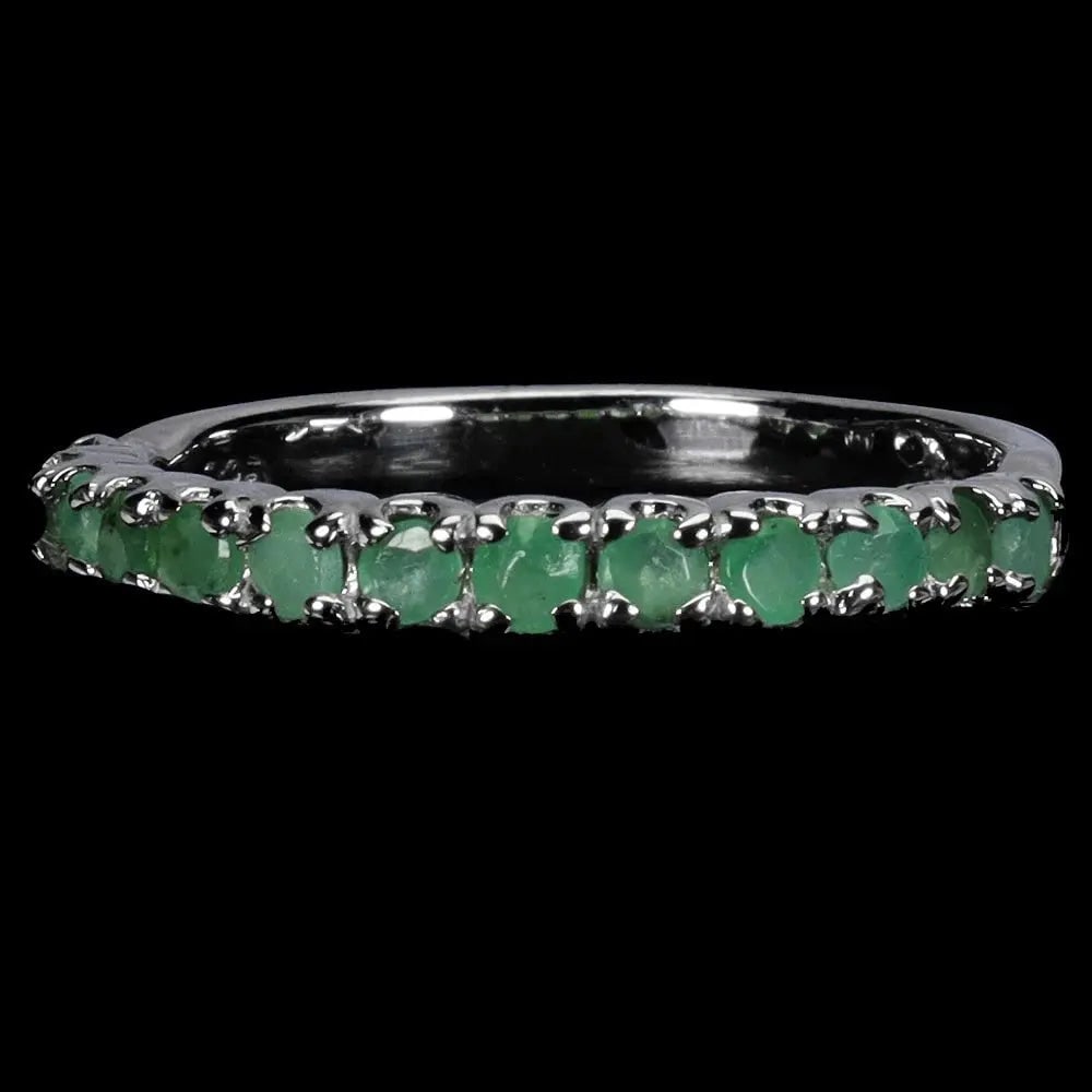 Exceptional Quality 925 Sterling Silver Ring Round Emerald 2.5mm Gemstone Jewelry Size 8 Cus-Jew82: Our gemstones are organic, natural stones suitable for investment, collectors, and fine jewelry, each accompanied by an authentic certification. Our 925 silver pieces are rhodium-plated and finished w