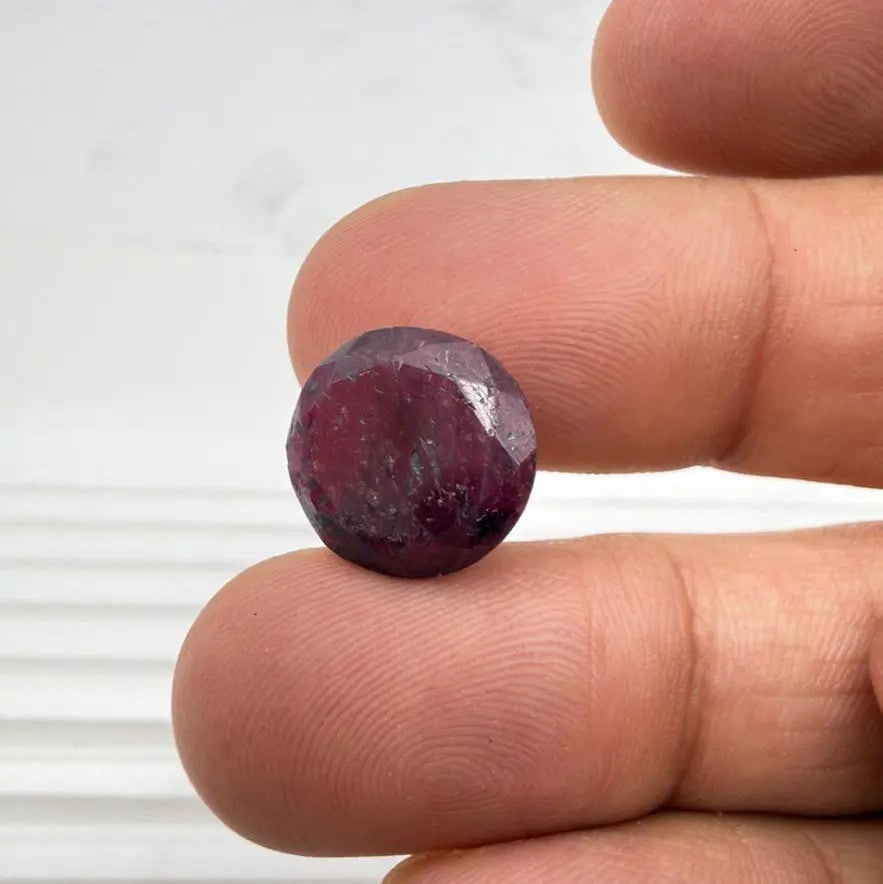 Exceptional Quality ROUND MIXED RUBY, RED COLORED, INDIAN GEMSTONE, WEIGHT 10 CTS: ABC Rugs, Kilims & Jewelry offers internationally certified and verified pieces, with documentation provided by trusted gemological institutions, manufacturers, and industry professionals. At ABC 