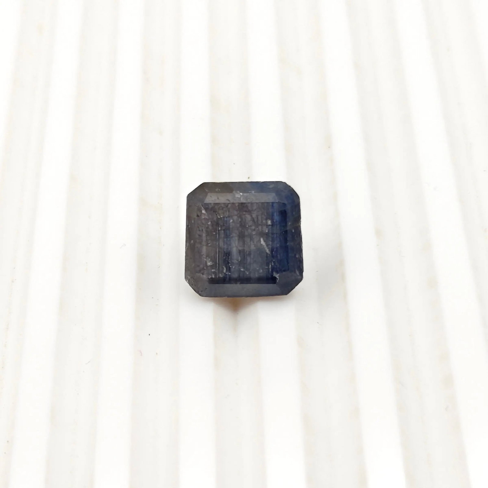 Exceptional Quality SQUARE MIXED BLUE SAPPHIRE, BLUE COLORED, INDIAN GEMSTONE, WEIGHT 10.35 CTS: ABC Rugs, Kilims & Jewelry offers internationally certified and verified pieces, with documentation provided by trusted gemological institutions, manufacturers, and industry professionals. At ABC