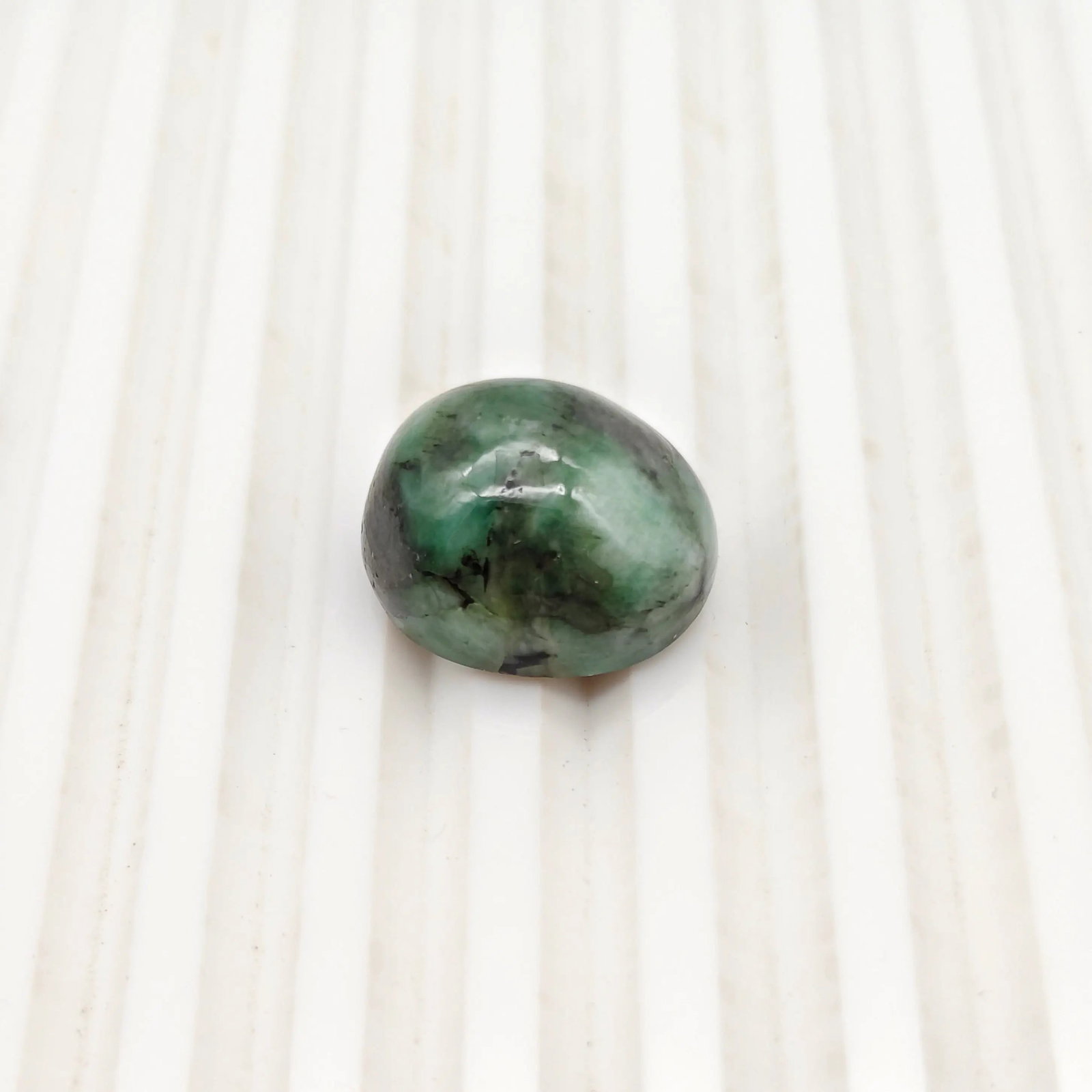 Exceptional Quality OVAL CABOCHON EMERALD, GREEN COLORED, INDIAN GEMSTONE, WEIGHT 23.25 CTS: ABC Rugs, Kilims & Jewelry offers internationally certified and verified pieces, with documentation provided by trusted gemological institutions, manufacturers, and industry professionals. At ABC
