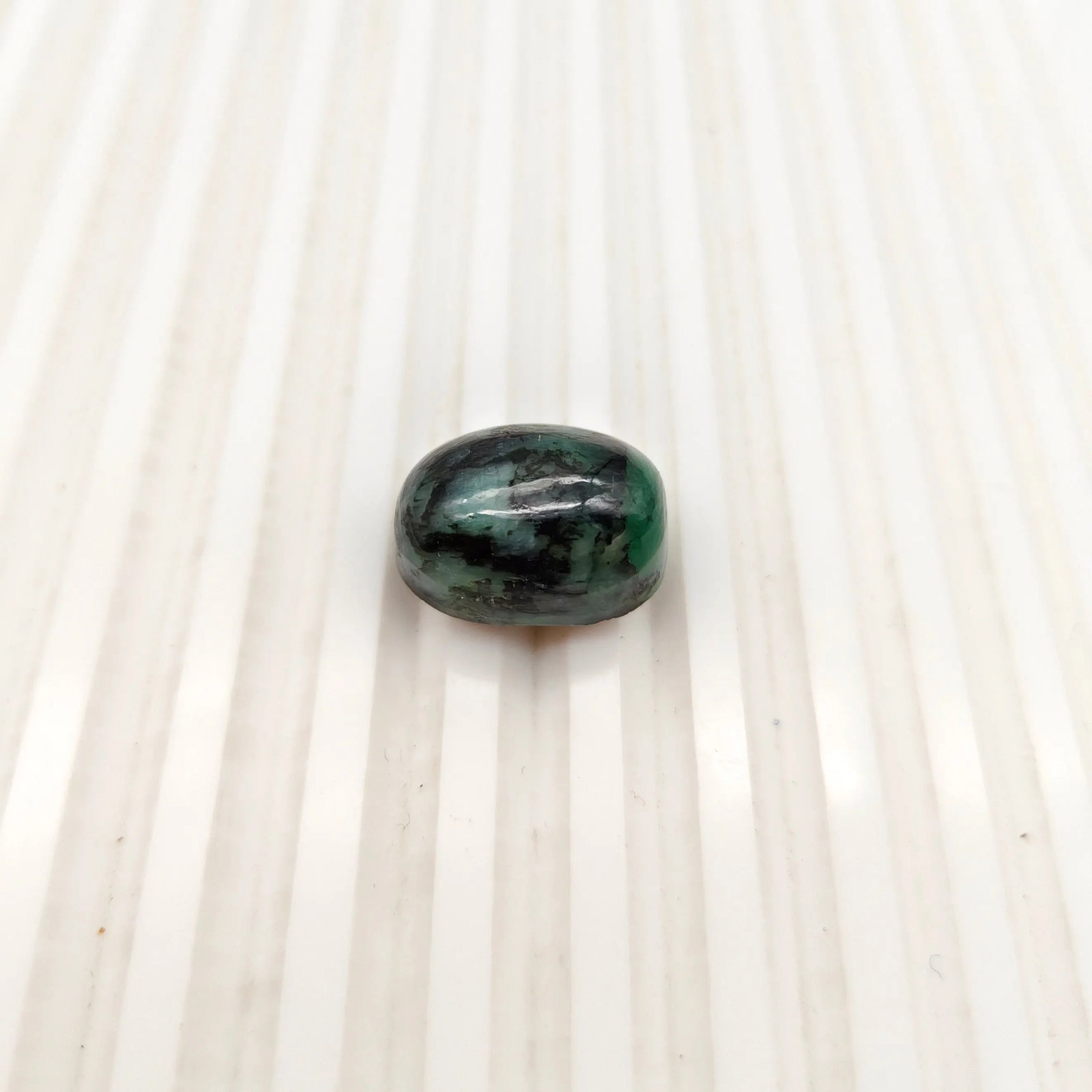 Exceptional Quality OVAL CABOCHON EMERALD, GREEN COLORED, INDIAN GEMSTONE, WEIGHT 24.25 CTS: ABC Rugs, Kilims & Jewelry offers internationally certified and verified pieces, with documentation provided by trusted gemological institutions, manufacturers, and industry professionals. At ABC 