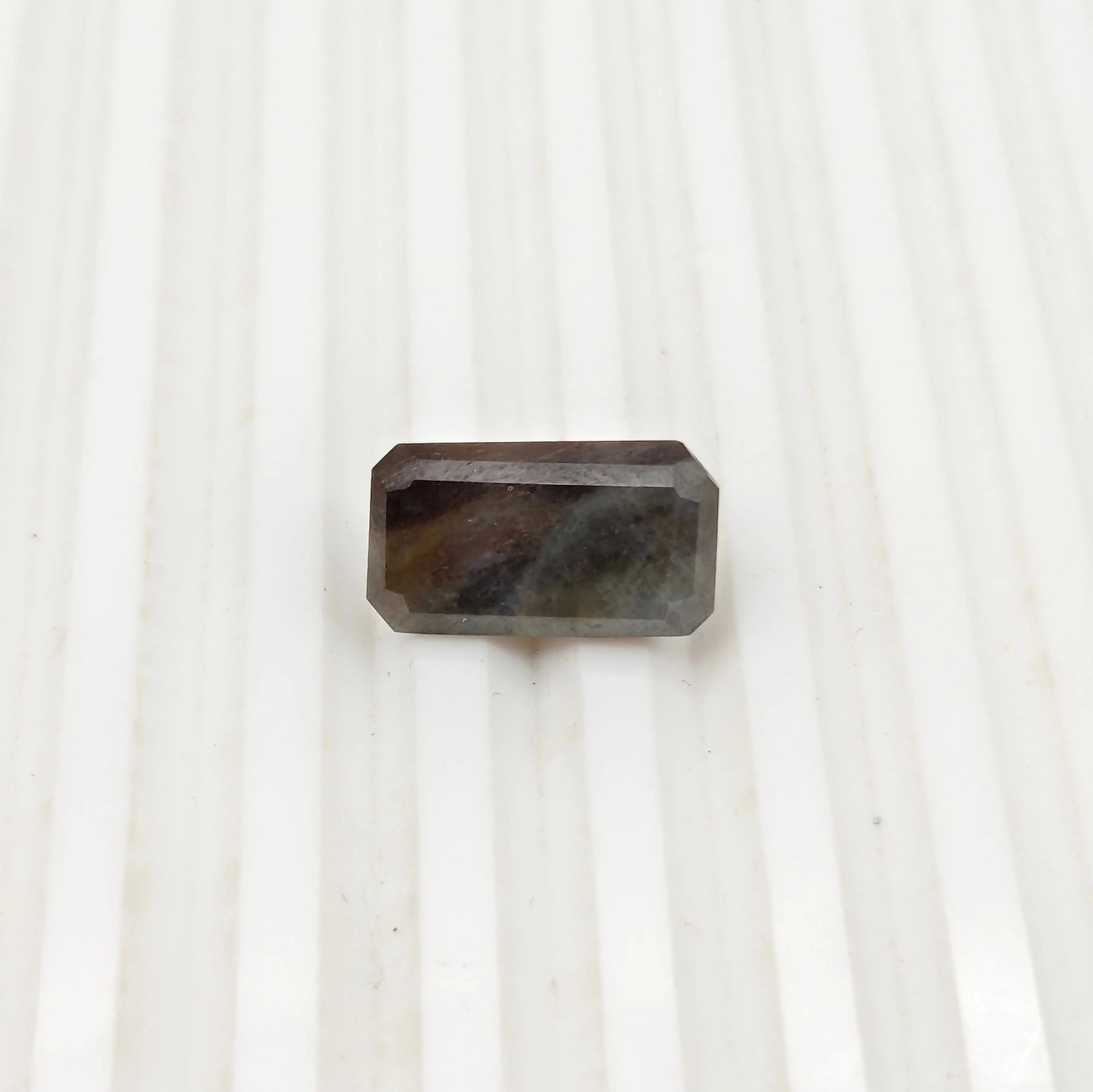 Exceptional Quality SQUARE MIXED BLUE SAPPHIRE, BLUE COLORED, INDIAN GEMSTONE, WEIGHT 11.2 CTS: ABC Rugs, Kilims & Jewelry offers internationally certified and verified pieces, with documentation provided by trusted gemological institutions, manufacturers, and industry professionals. At ABC
