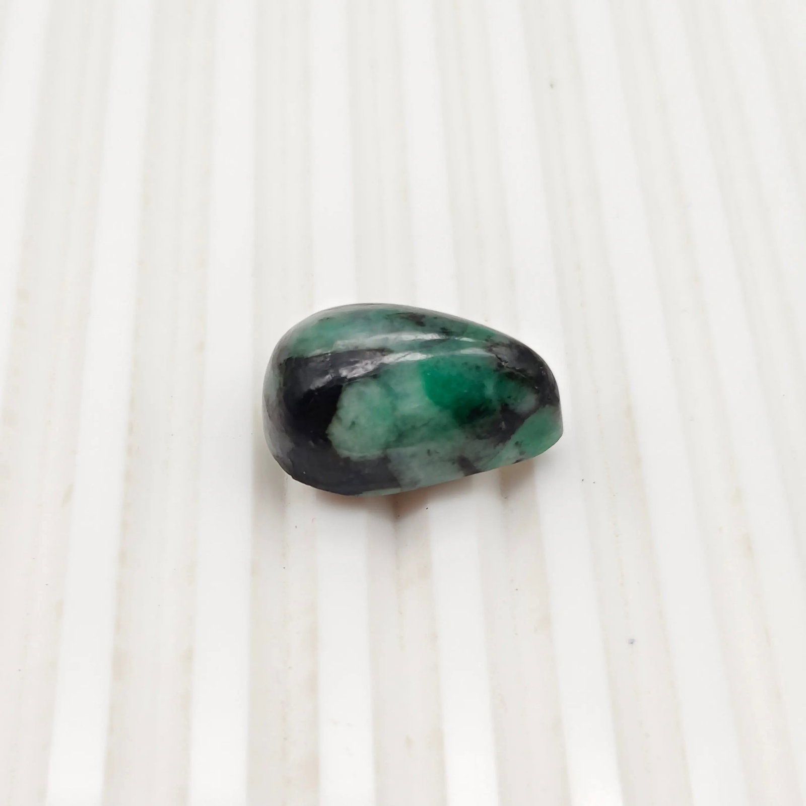 Exceptional Quality PEAR CABOCHON EMERALD, GREEN COLORED, INDIAN GEMSTONE, WEIGHT 25.75 CTS: ABC Rugs, Kilims & Jewelry offers internationally certified and verified pieces, with documentation provided by trusted gemological institutions, manufacturers, and industry professionals. At ABC