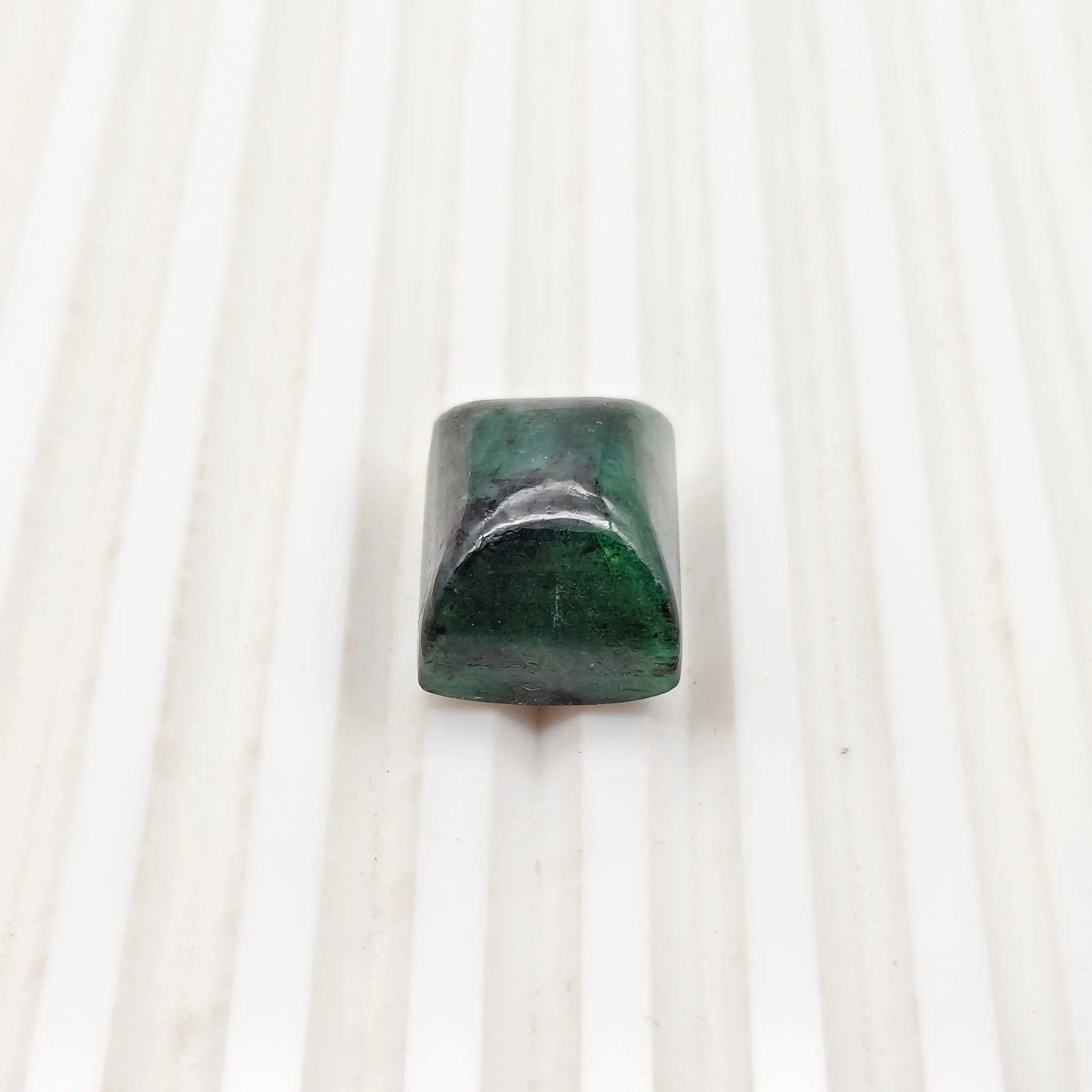 Exceptional Quality SQUARE CABOCHON EMERALD, GREEN COLORED, INDIAN GEMSTONE, WEIGHT 26.65 CTS: ABC Rugs, Kilims & Jewelry offers internationally certified and verified pieces, with documentation provided by trusted gemological institutions, manufacturers, and industry professionals. At ABC