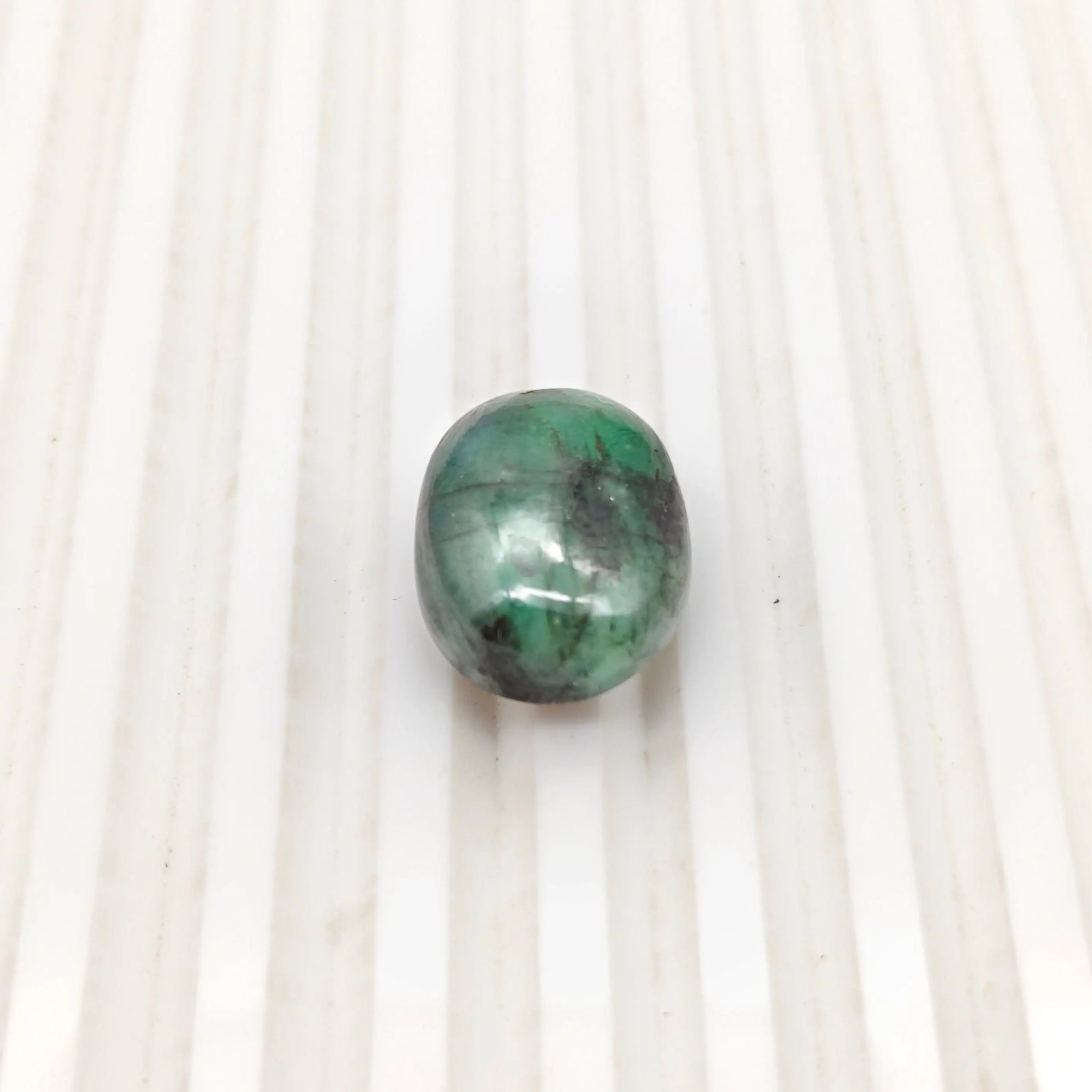Exceptional Quality OVAL CABOCHON EMERALD, GREEN COLORED, INDIAN GEMSTONE, WEIGHT 23.15 CTS: ABC Rugs, Kilims & Jewelry offers internationally certified and verified pieces, with documentation provided by trusted gemological institutions, manufacturers, and industry professionals. At ABC