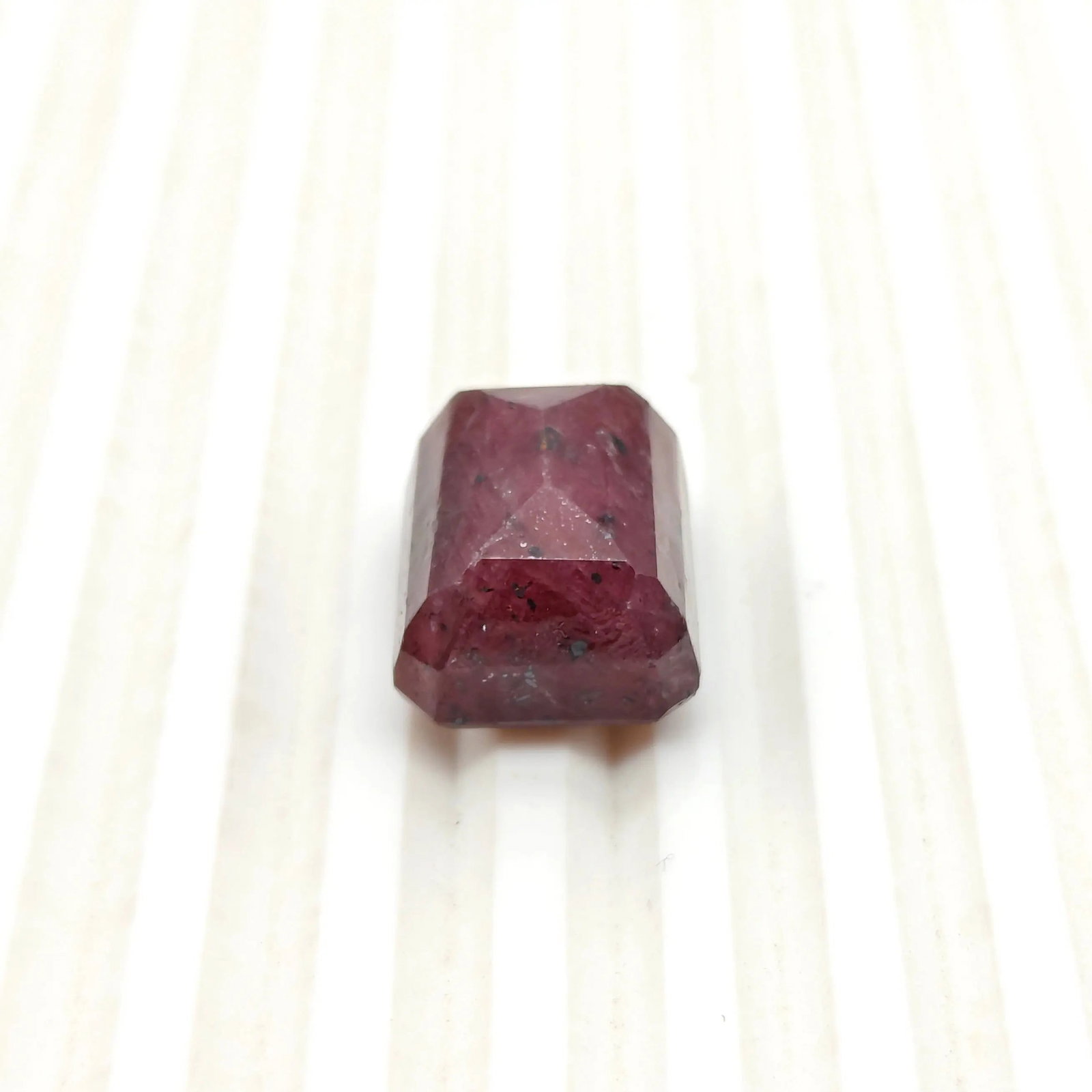 Exceptional Quality SQUARE MIXED RUBY, RED COLORED, INDIAN GEMSTONE, WEIGHT 53.45 CTS: ABC Rugs, Kilims & Jewelry offers internationally certified and verified pieces, with documentation provided by trusted gemological institutions, manufacturers, and industry professionals. At ABC 