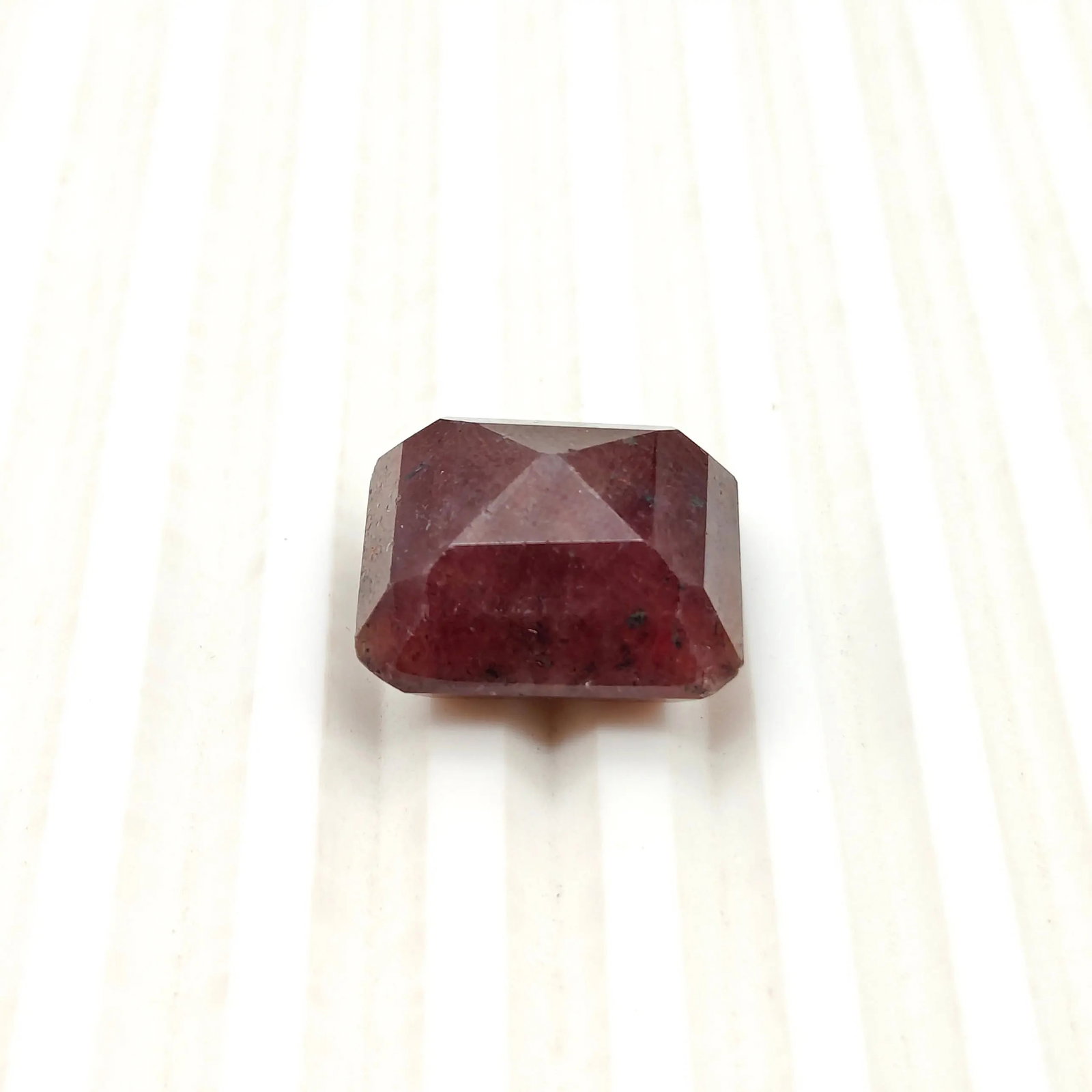 Exceptional Quality SQUARE MIXED RUBY, RED COLORED, INDIAN GEMSTONE, WEIGHT 46.35 CTS: ABC Rugs, Kilims & Jewelry offers internationally certified and verified pieces, with documentation provided by trusted gemological institutions, manufacturers, and industry professionals. At ABC 