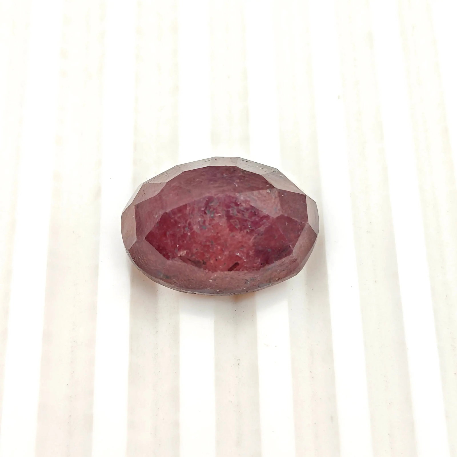 Exceptional Quality OVAL MIXED RUBY, RED COLORED, INDIAN GEMSTONE, WEIGHT 43.15 CTS: ABC Rugs, Kilims & Jewelry offers internationally certified and verified pieces, with documentation provided by trusted gemological institutions, manufacturers, and industry professionals. At ABC 