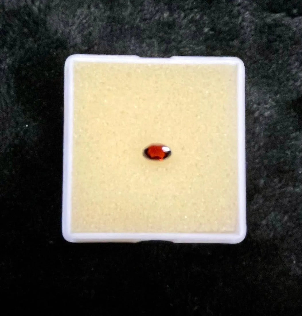 Exceptional Quality 1 Piece, Brazilian GRANET Oval Shaped Gemstone, Weight: 0.71 ct, Gem10: ABC Rugs, Kilims & Jewelry offers internationally certified and verified pieces, with documentation provided by trusted gemological institutions, manufacturers, and industry professionals. At ABC 