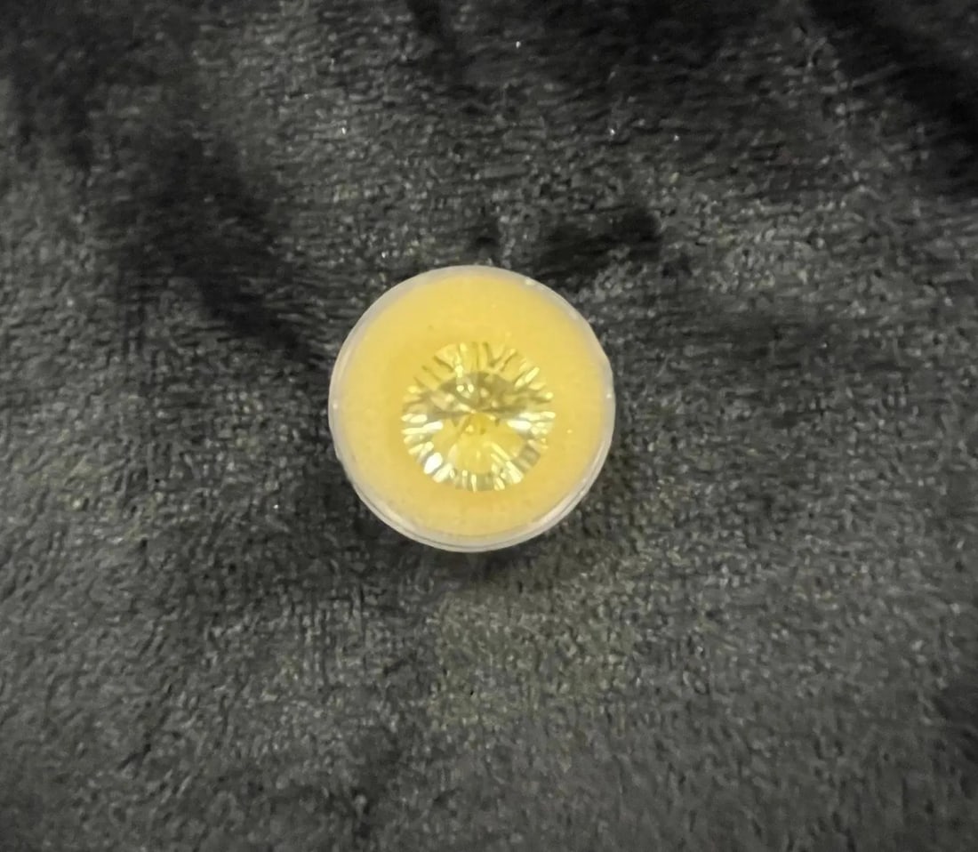Exceptional Quality 1 Piece Golden Peridot Round Shaped Gemstone, Weight: 11 ct, Size 50, Gem50: ABC Rugs, Kilims & Jewelry offers internationally certified and verified pieces, with documentation provided by trusted gemological institutions, manufacturers, and industry professionals. At ABC 