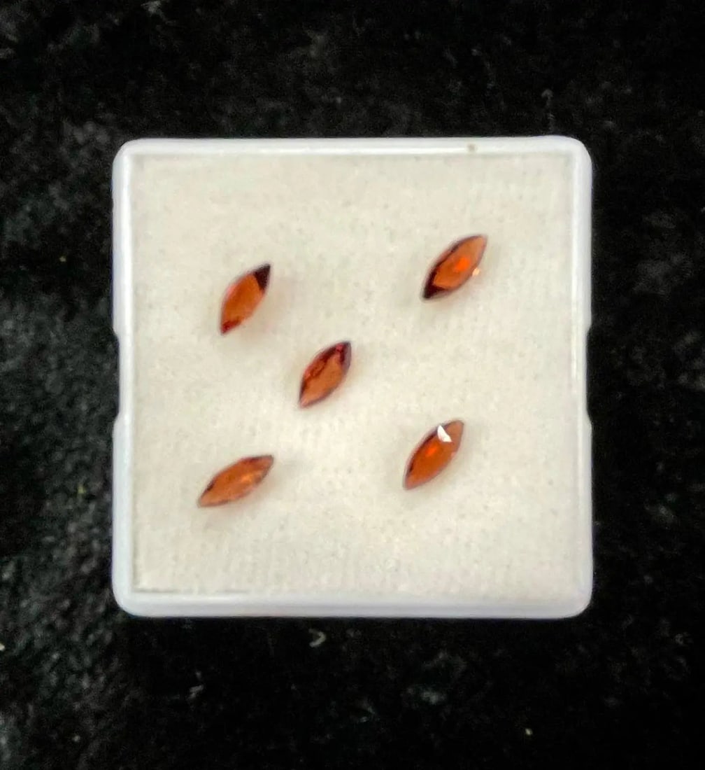 Exceptional Quality African 5 Pieces Mexican Red Fluorite Marquis Cut Gemstone, Weight: 5 ct, Size: ABC Rugs, Kilims & Jewelry offers internationally certified and verified pieces, with documentation provided by trusted gemological institutions, manufacturers, and industry professionals. At ABC 