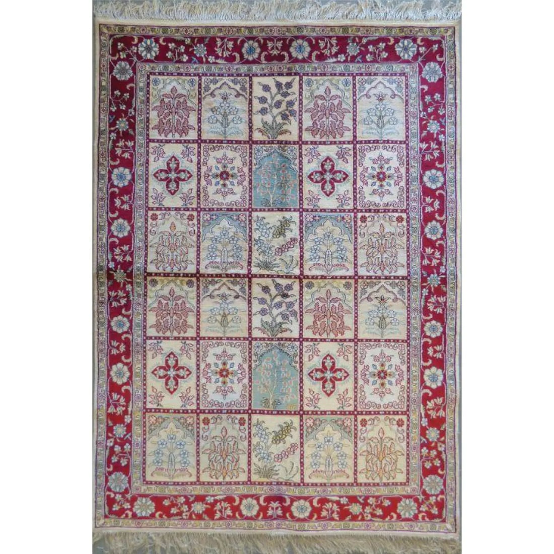 One Of The Kind Hand Made Turkish Silk design rugs size 6' x 4' Abc-Silk-TK002: Hand Made Turkish Silk design rugs size 6' x 4' Abc-Silk-TK002 Turkish Silk rugs are among the rugs with the most diversity, both with respect to the type of weave, quality and density of knots, varia
