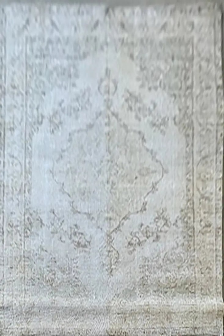 One Of The Kind Hand Knotted Persian Rug 9'6" x 6'9" R17728: ? Massive Warehouse Clearance: Final Call on Hand-Knotted Persian Rugs! ?This collection represents a rare opportunity to own authentic, exquisite textiles, each verified as a One Of A Kind H