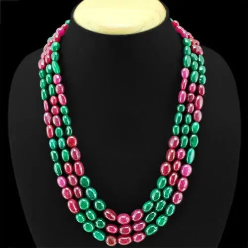 Exceptional Quality 436.00 CT EARTH MINED RED RUBY & GREEN EMERALD 3 LINE ROUND BEADS NECKLACE (RS): AAA+ Certified Quality 436.00 CT EARTH MINED RED RUBY & GREEN EMERALD 3 LINE ROUND BEADS NECKLACE (RS) We can arrange GIA certification and verification for vintage jewelry, diamonds, and gemstone