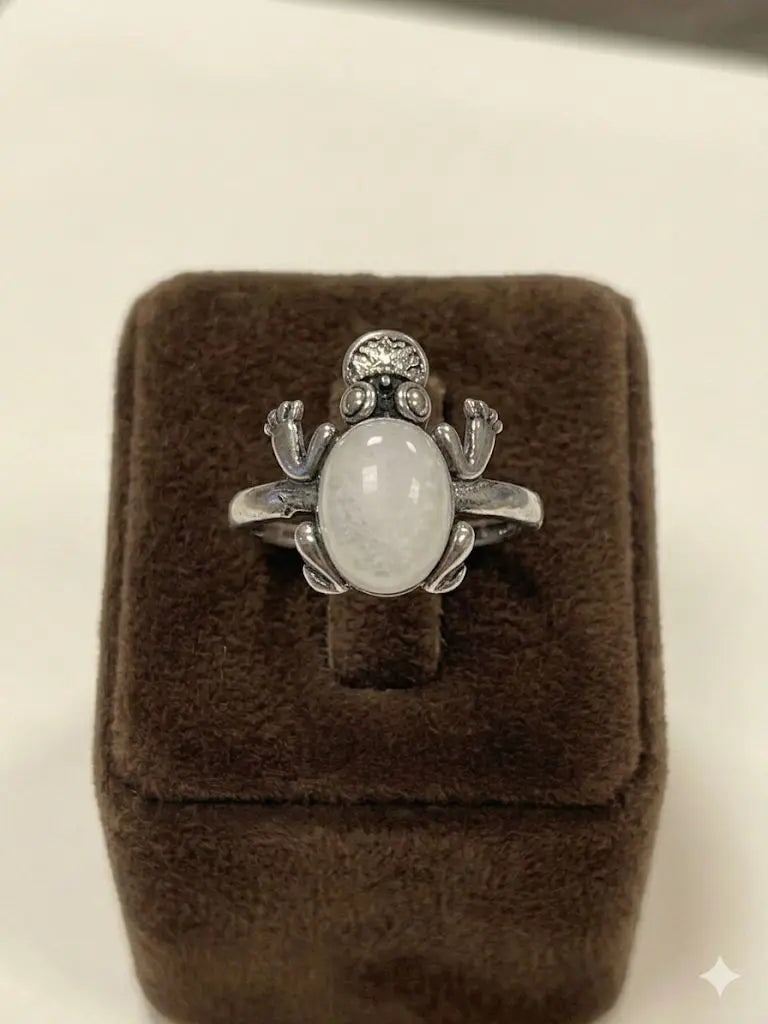 Handmade Stone Gemstone Rings With Copper & Silver, Stone Size 8*10mm, Vin-New-Rin32: Our gemstones are organic, natural stones suitable for investment, collectors, and fine jewelry, each accompanied by an authentic certification. Our 925 silver pieces are rhodium-plated and finished w